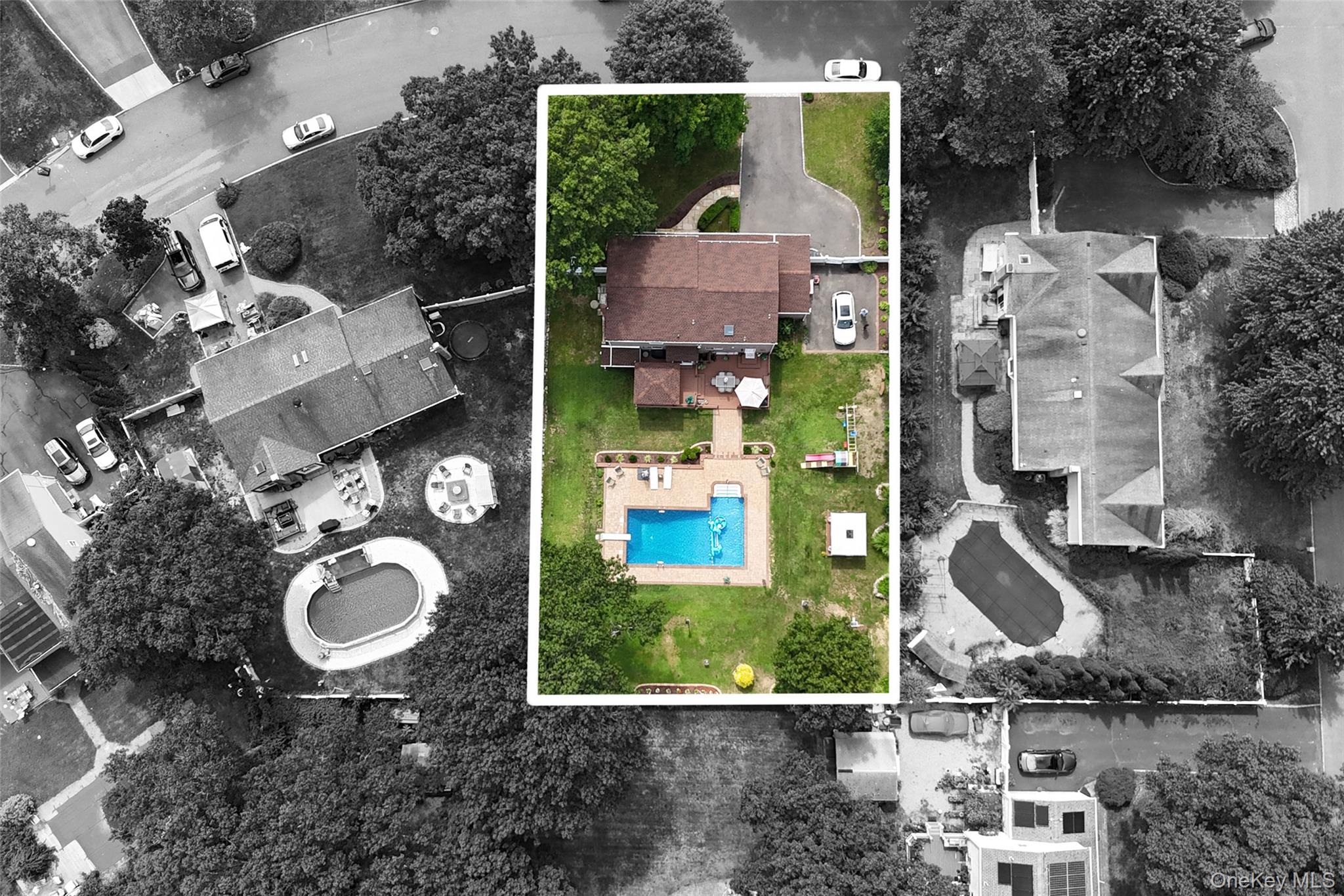 7 David Drive Property Photo 3