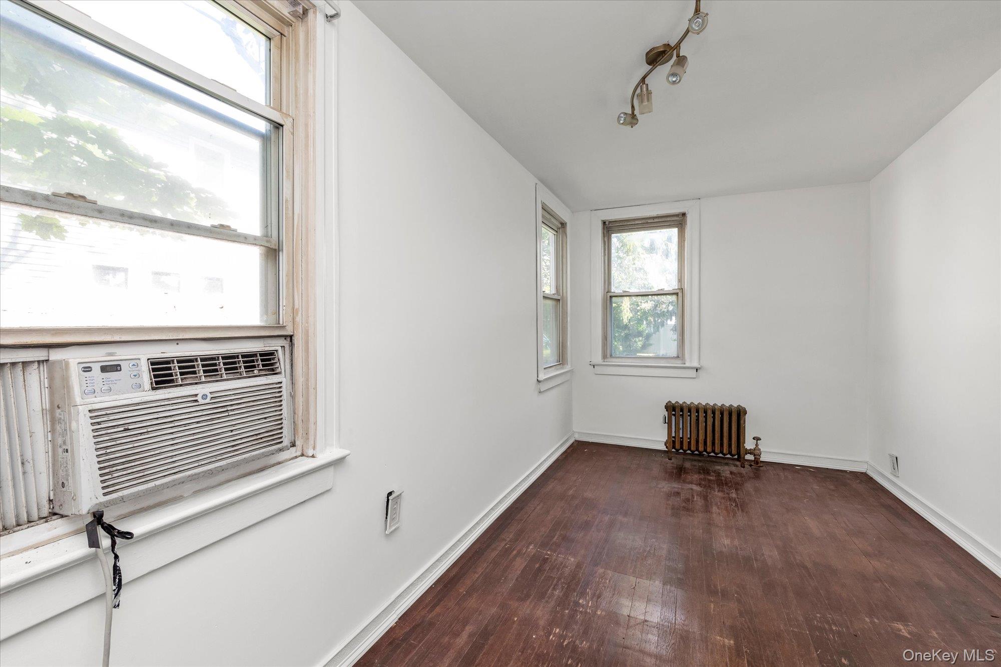 464 Stratford Road Property Photo 12