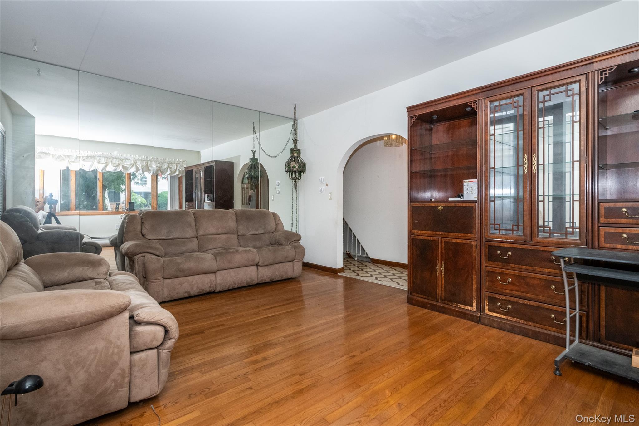 1559 Hollywood Avenue Property Photo 7