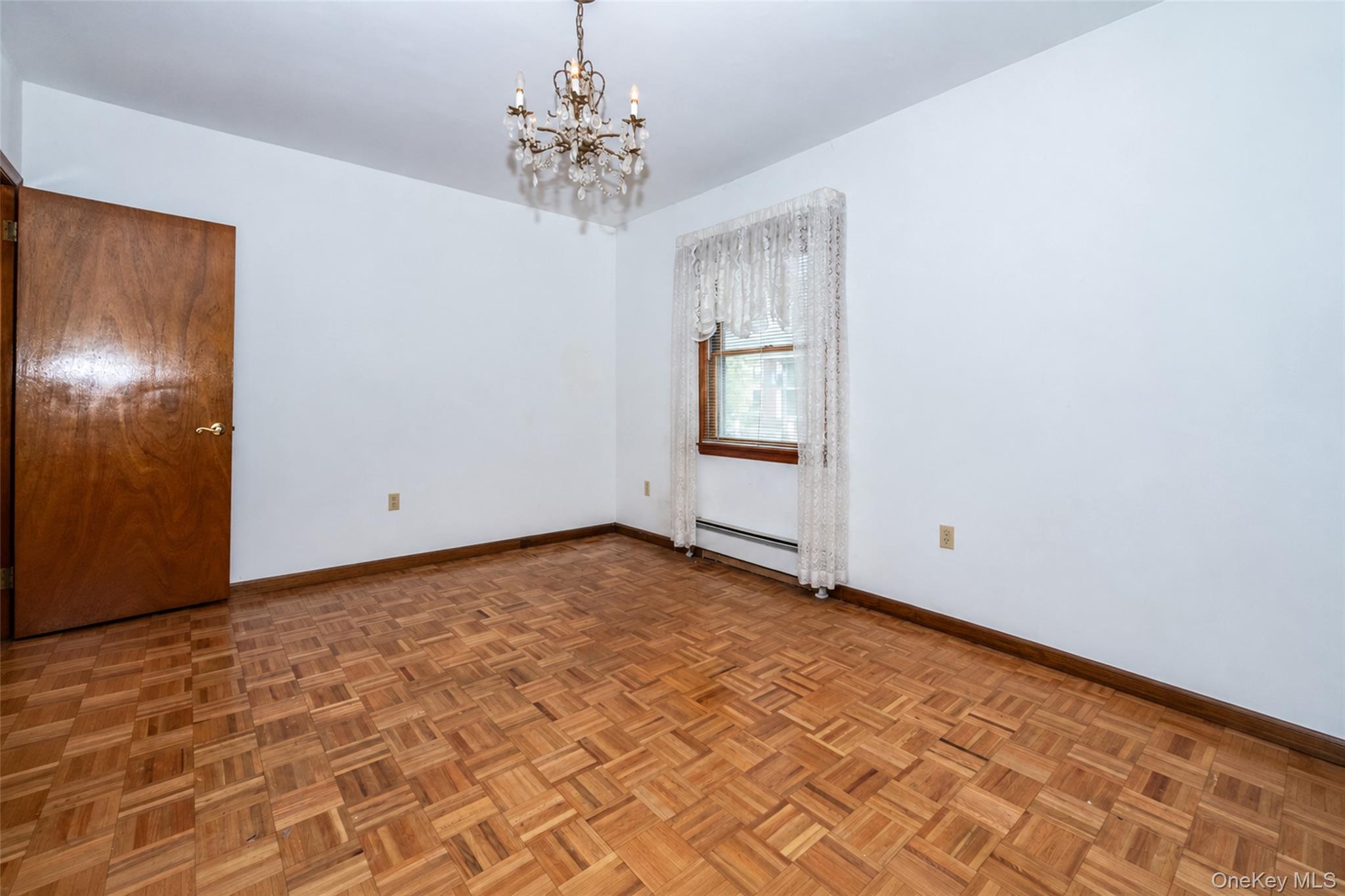 1559 Hollywood Avenue Property Photo 15