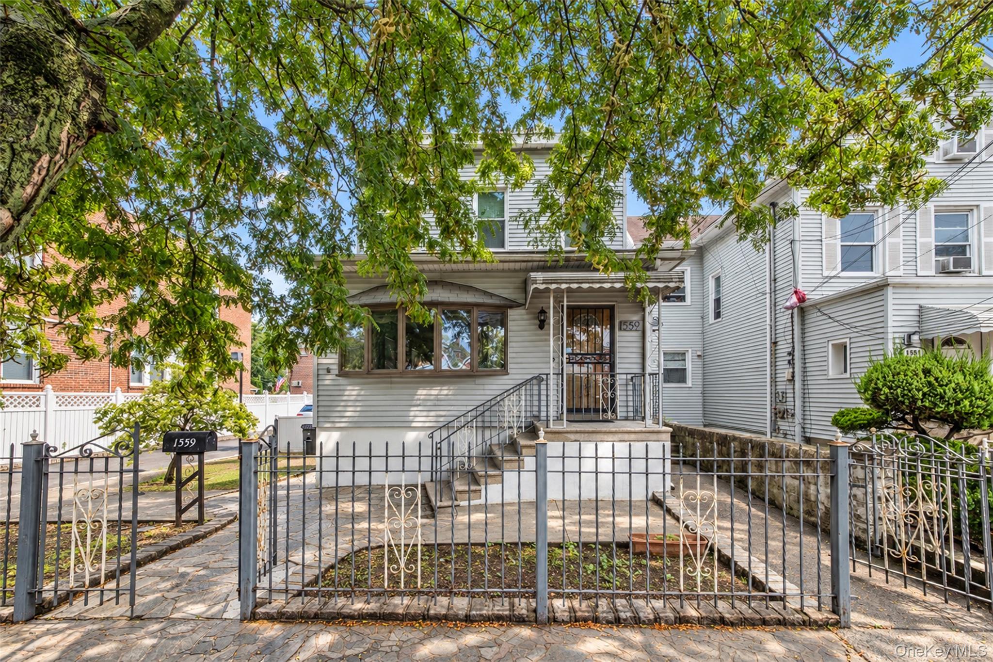 1559 Hollywood Avenue Property Photo 22
