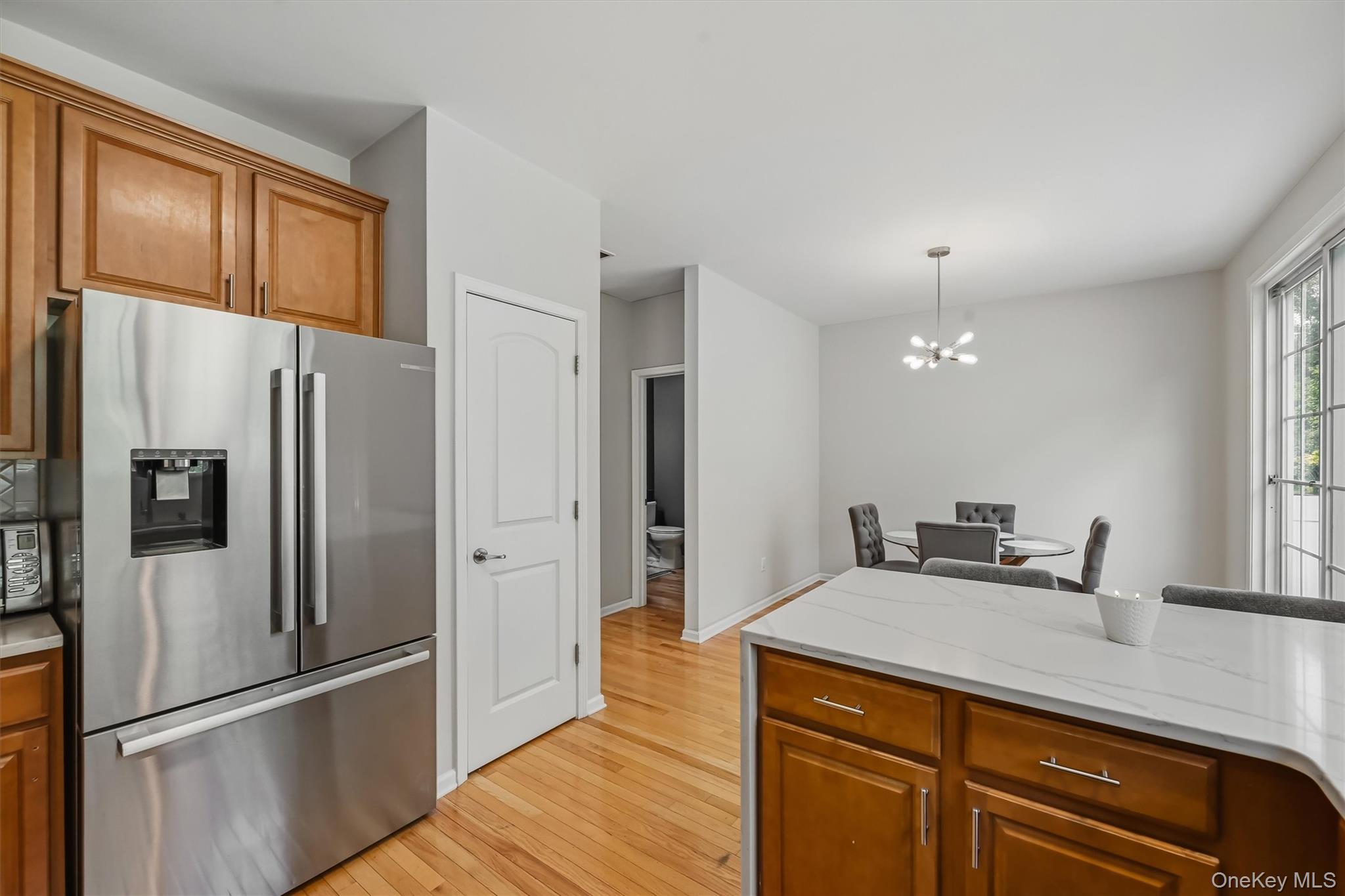 806 Hawthorn Way Property Photo 18