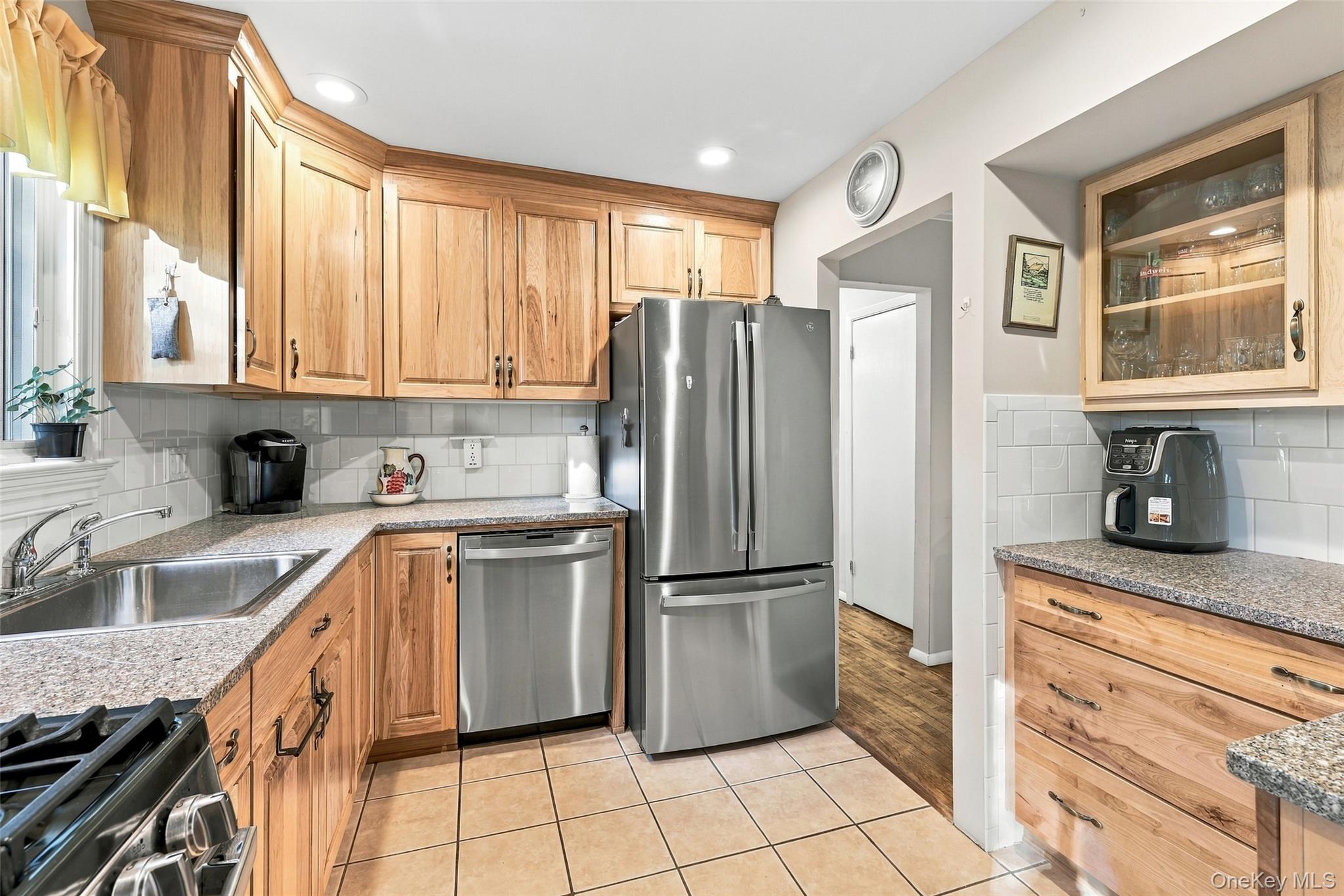 3507 Strang Boulevard Property Photo 9