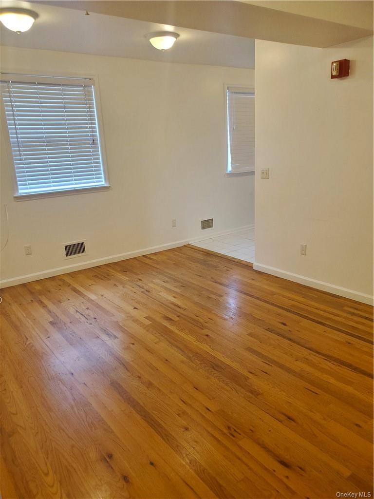 113 Main Street 1n Property Photo 6