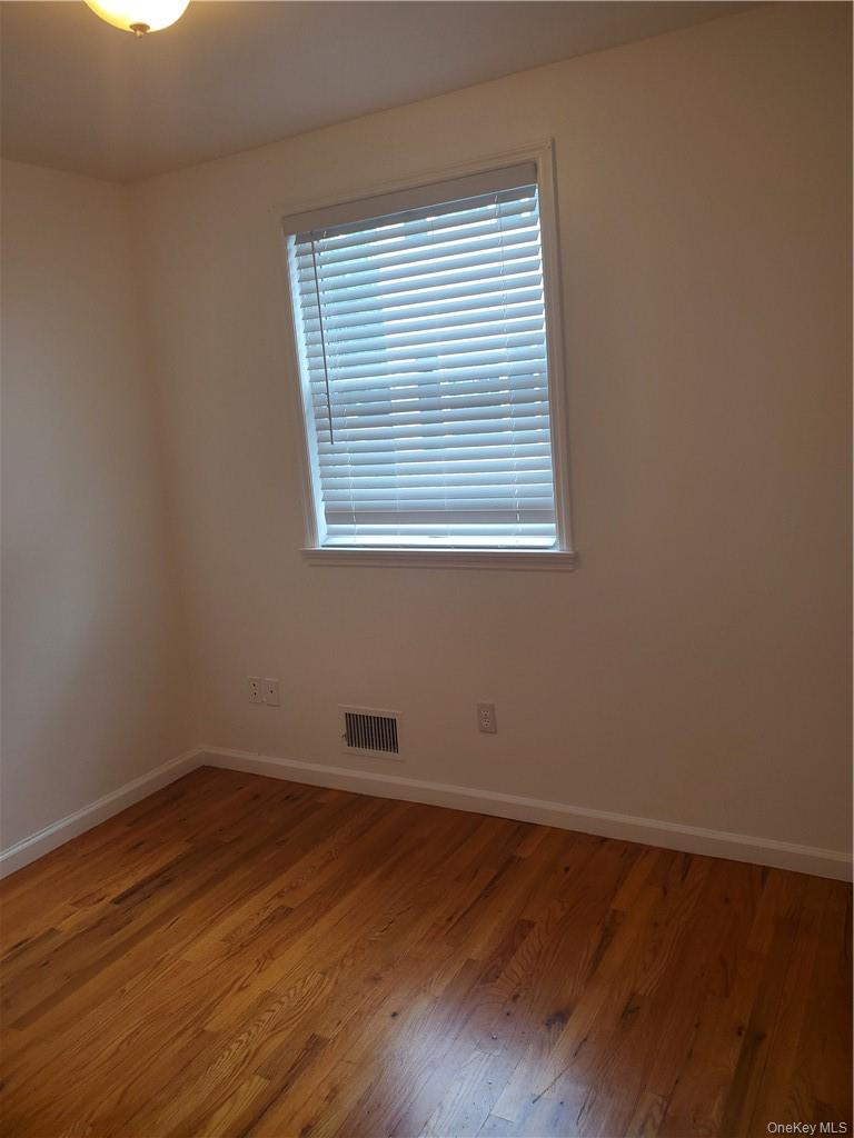 113 Main Street 1n Property Photo 10