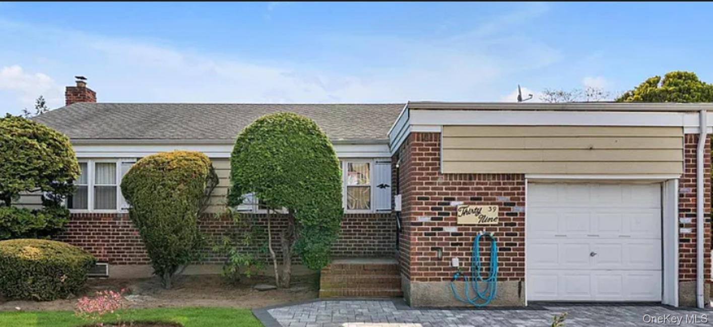 39 Caroline Avenue Property Photo 1