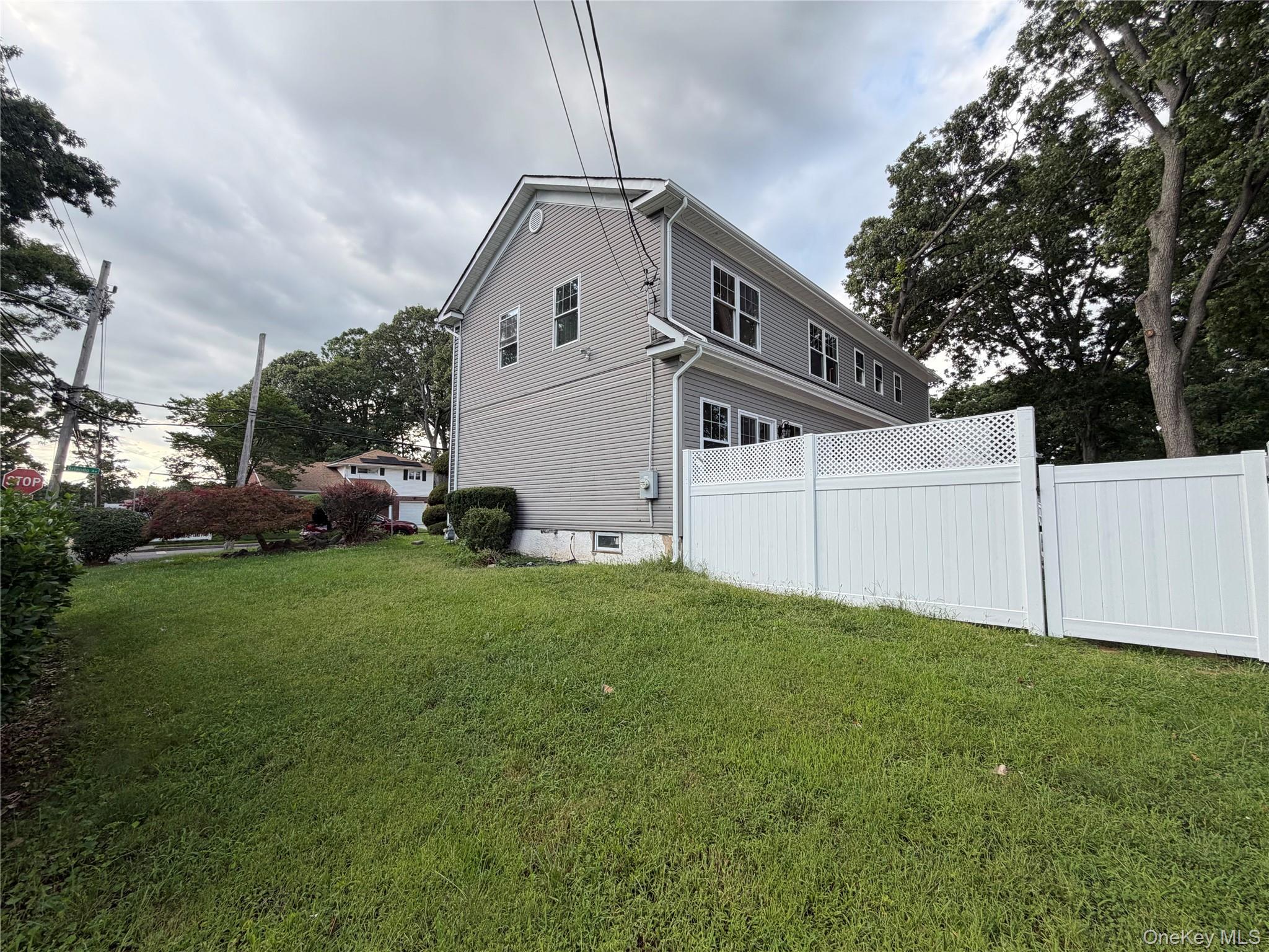 993 Orlando Avenue Property Photo 21