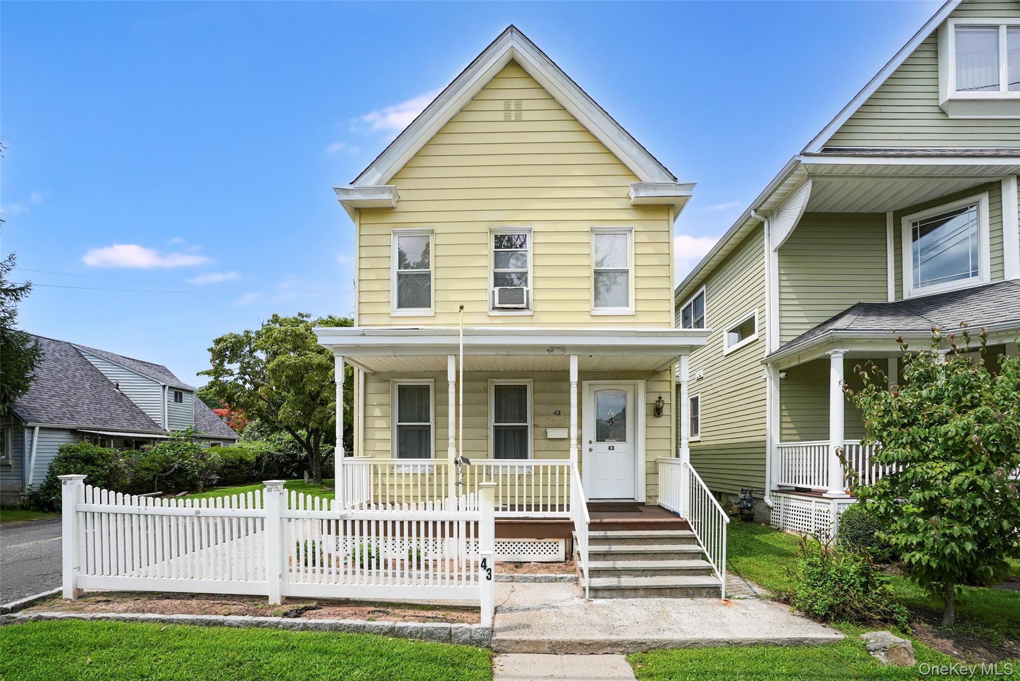 43 Northfield Avenue Property Photo 1