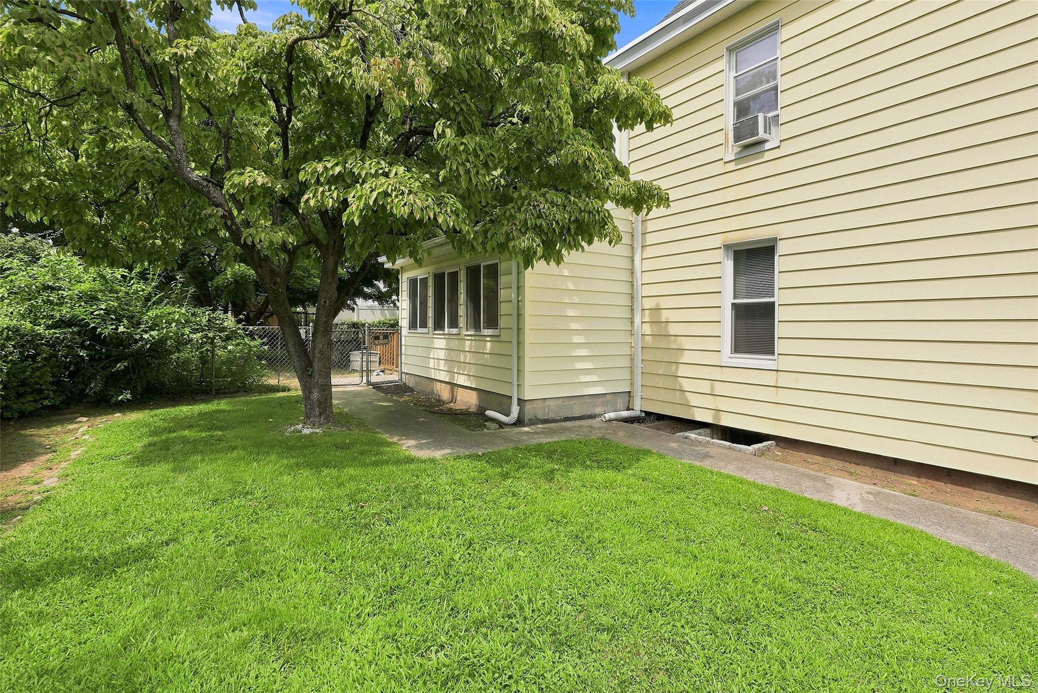 43 Northfield Avenue Property Photo 21
