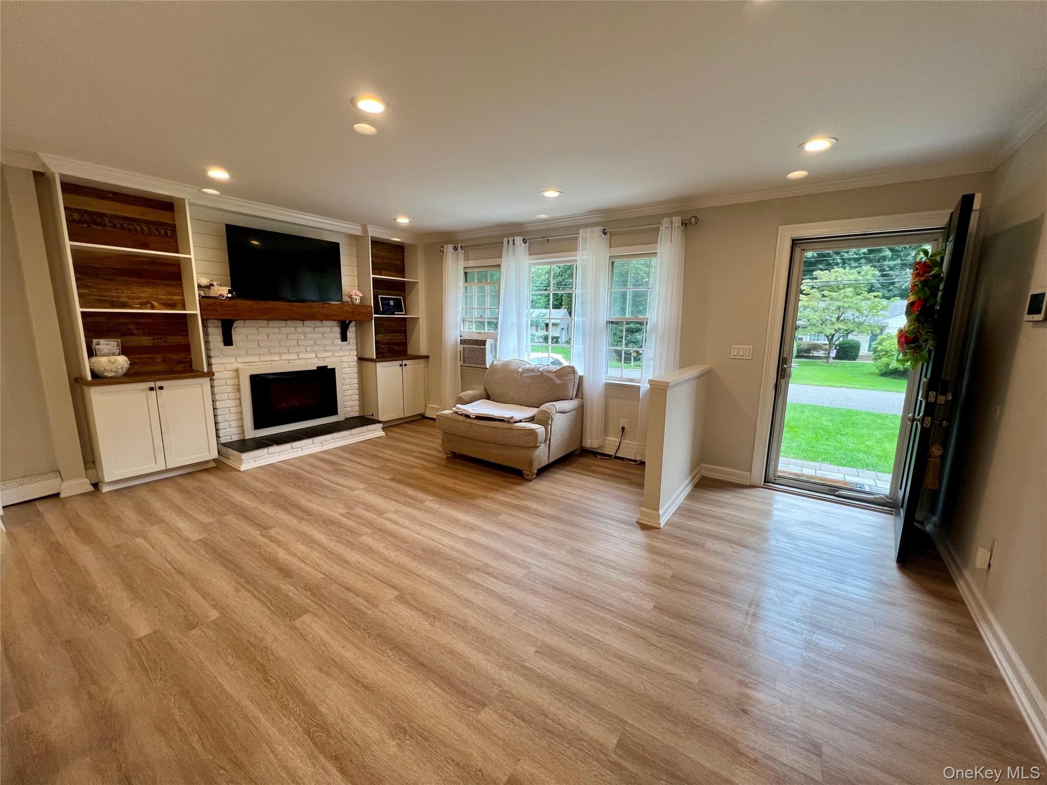 30 Marbeth Circle Property Photo 11