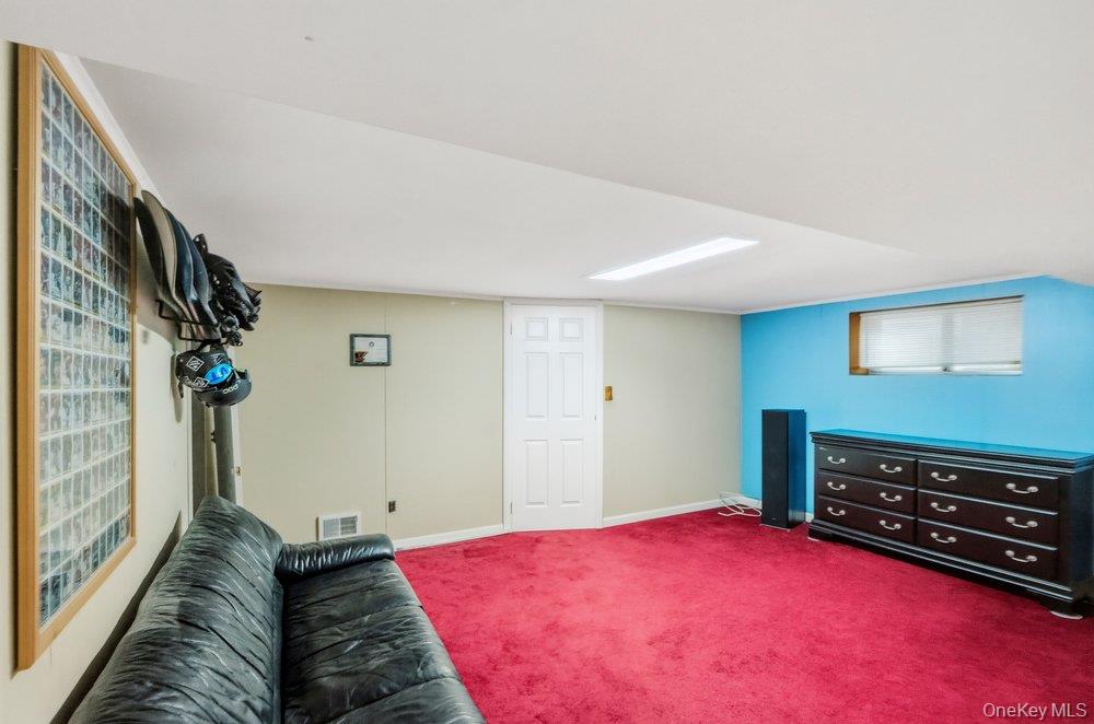 27 Delaware Avenue Property Photo 36