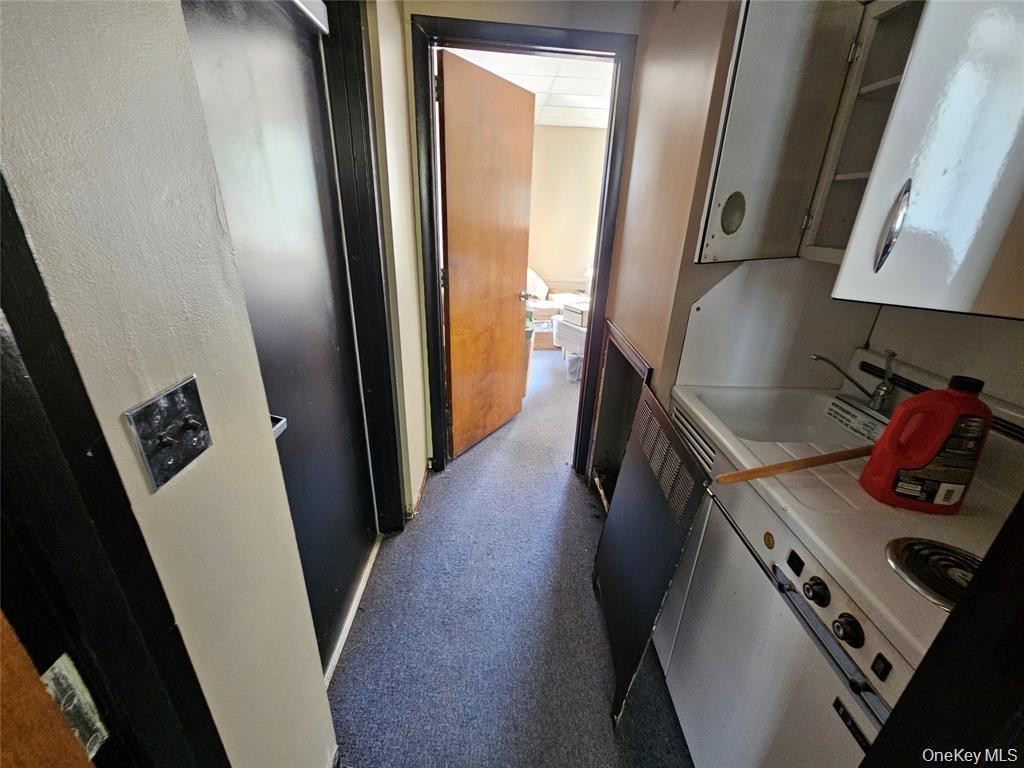5 S Broome Street Property Photo 9
