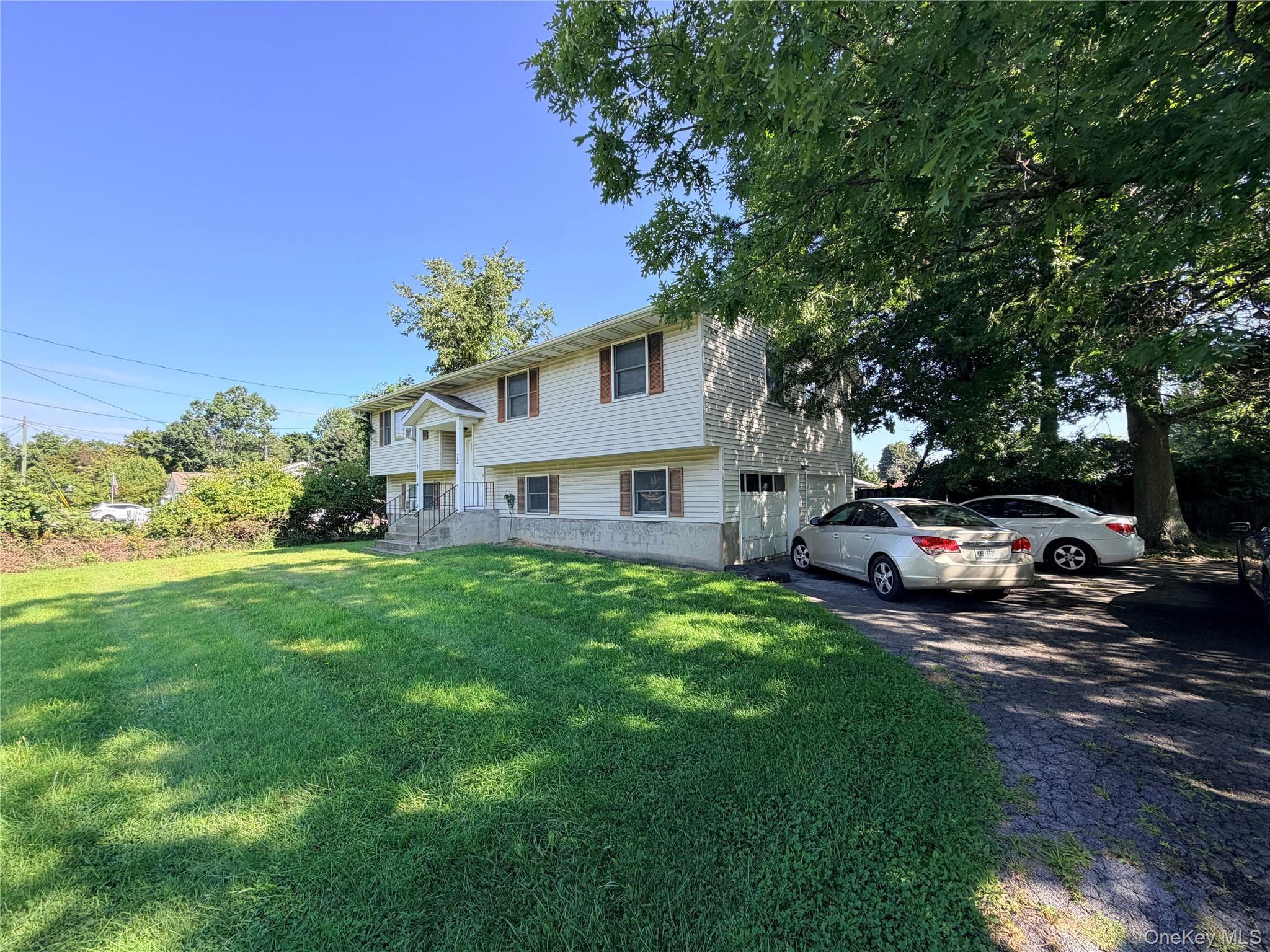 72 Lake Region Boulevard Property Photo 6