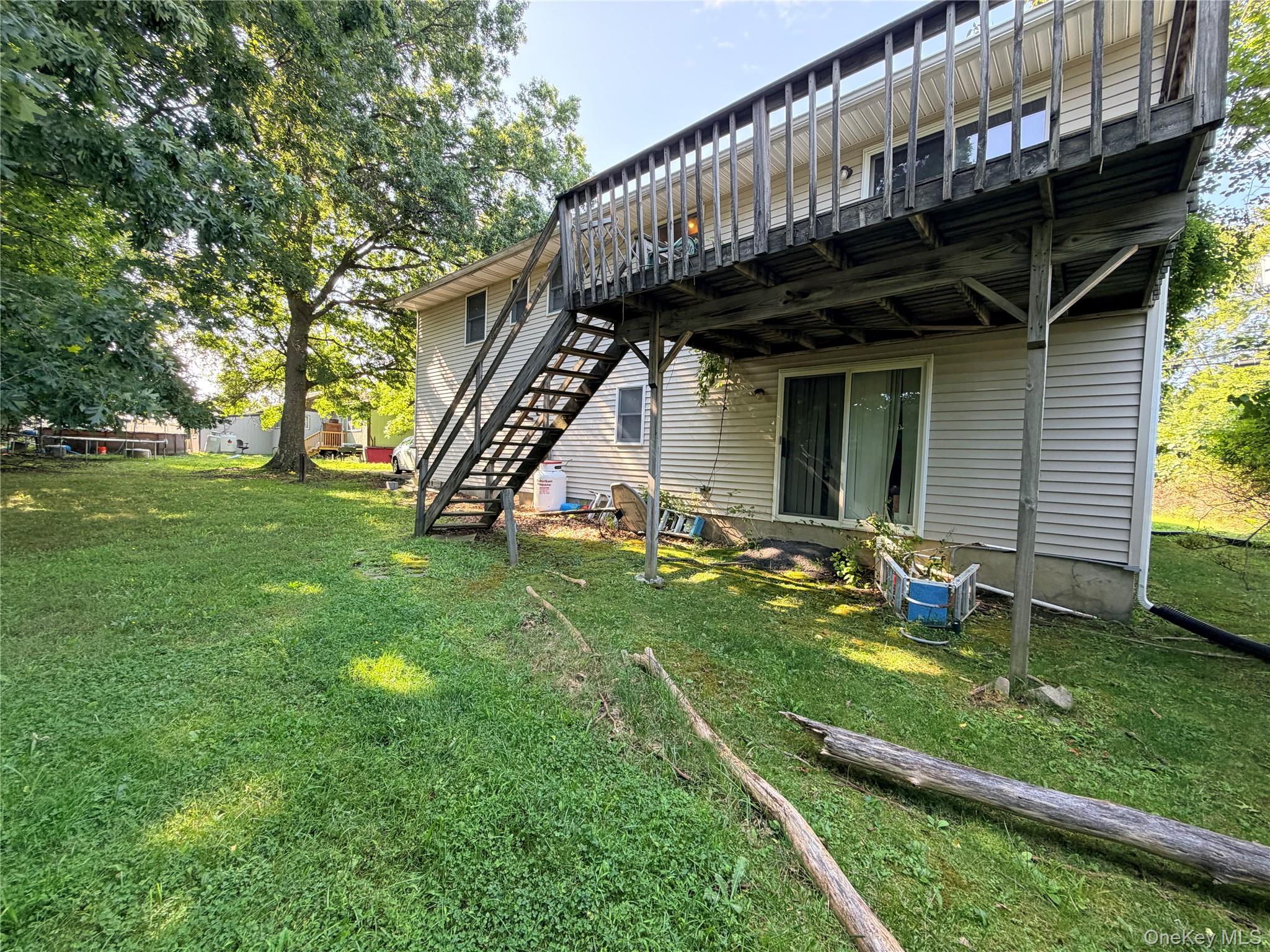 72 Lake Region Boulevard Property Photo 10