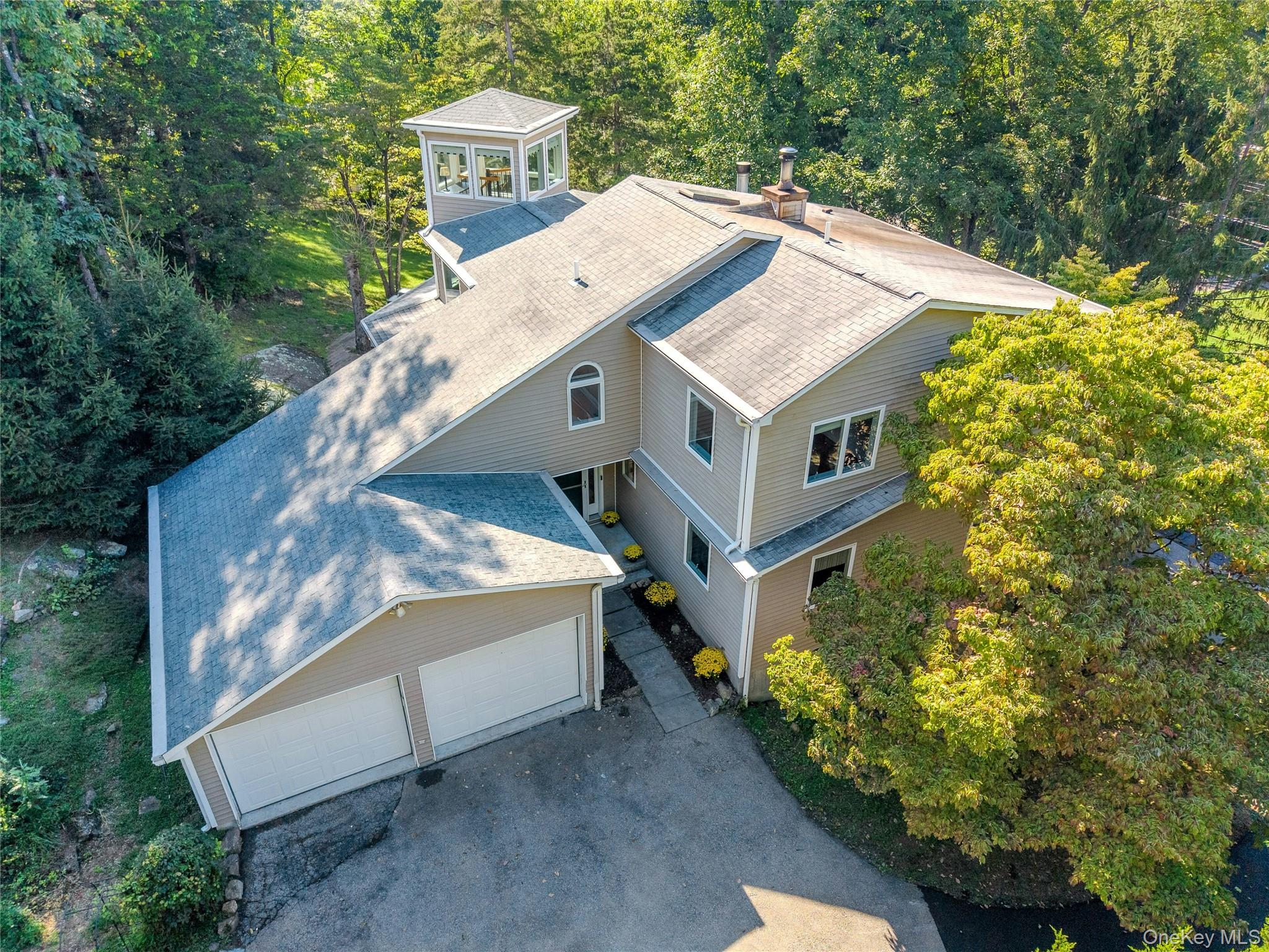 268 Watch Hill Road Property Photo 1
