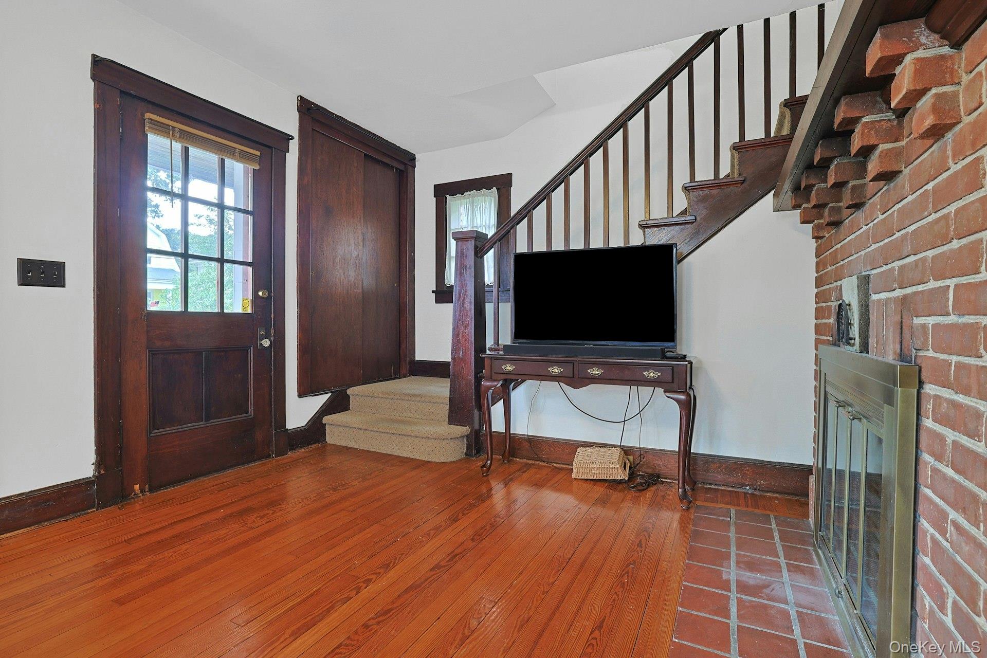 55 Hastings Avenue Property Photo 6