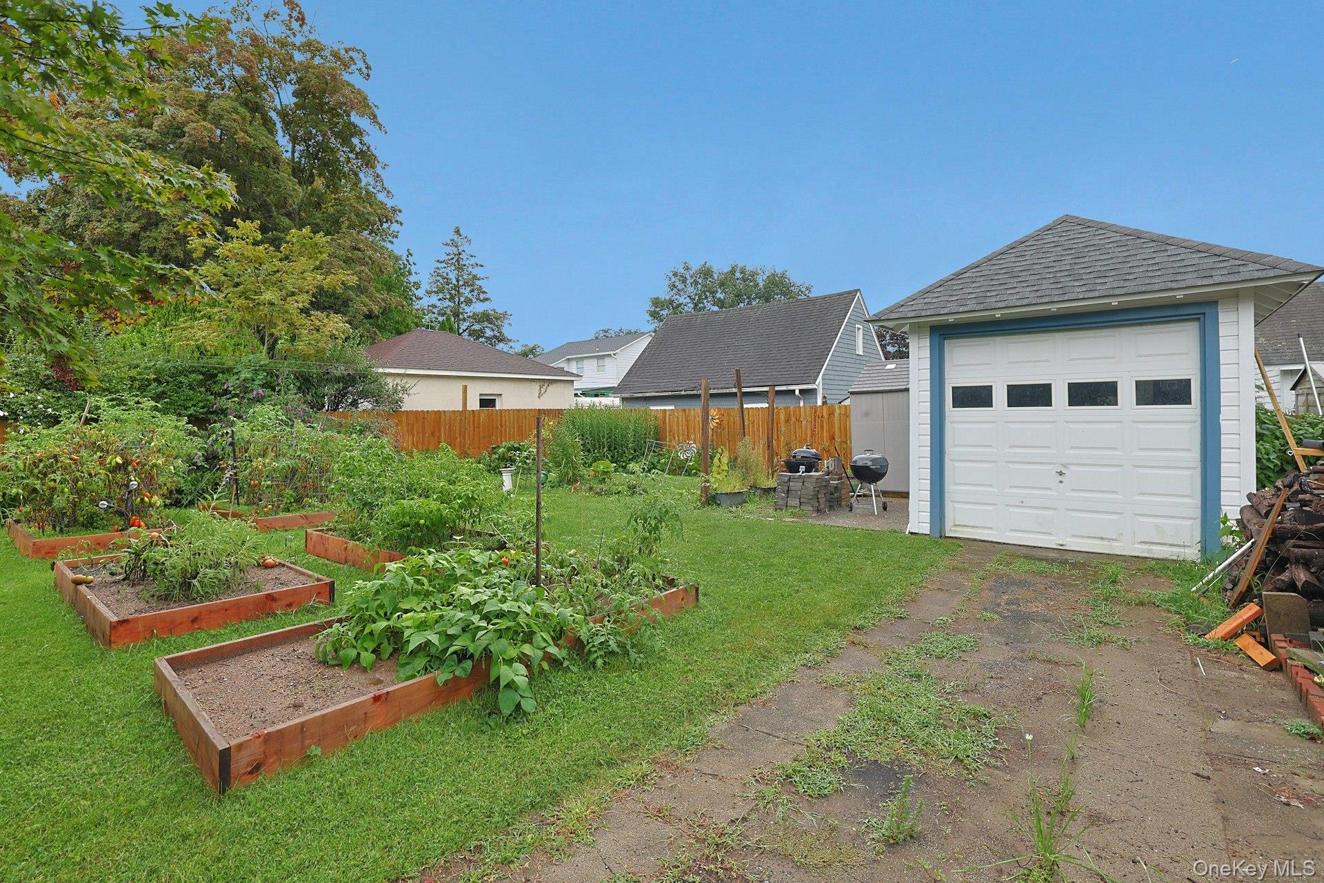 55 Hastings Avenue Property Photo 26