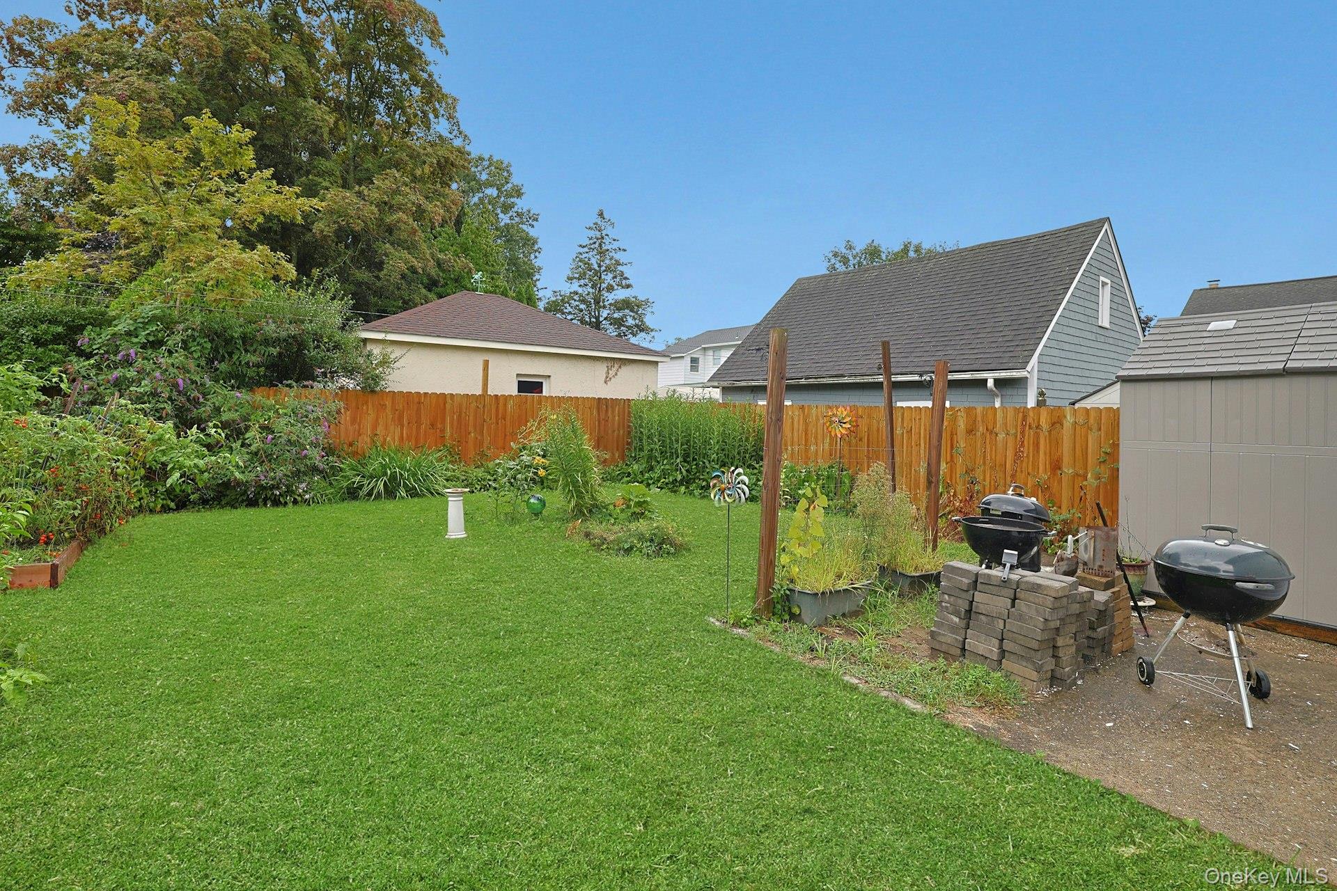 55 Hastings Avenue Property Photo 28