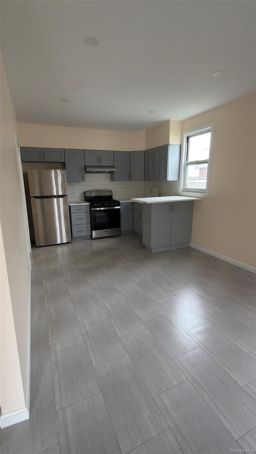 9947 163rd Drive Property Photo 2