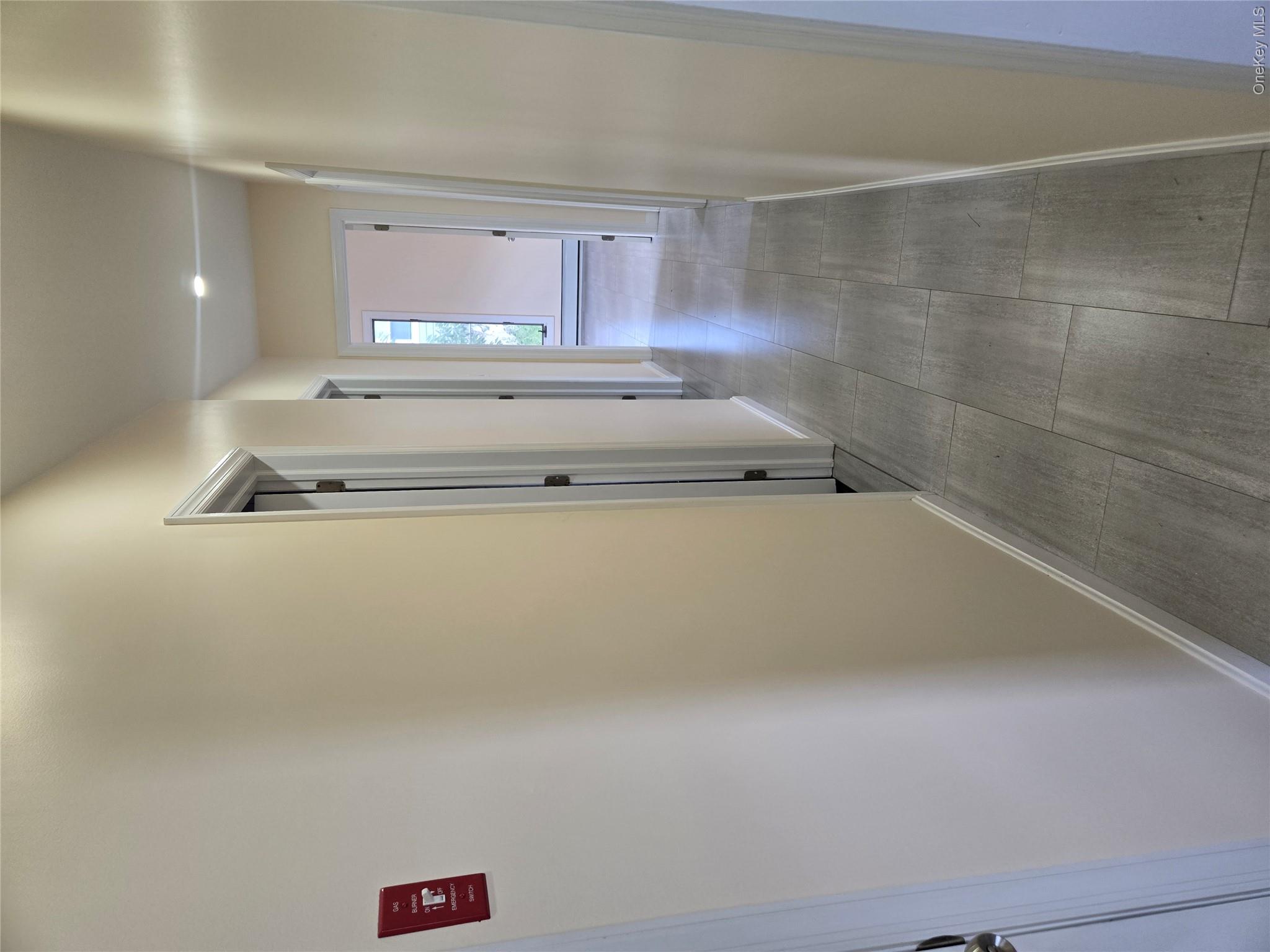 9947 163rd Drive Property Photo 4