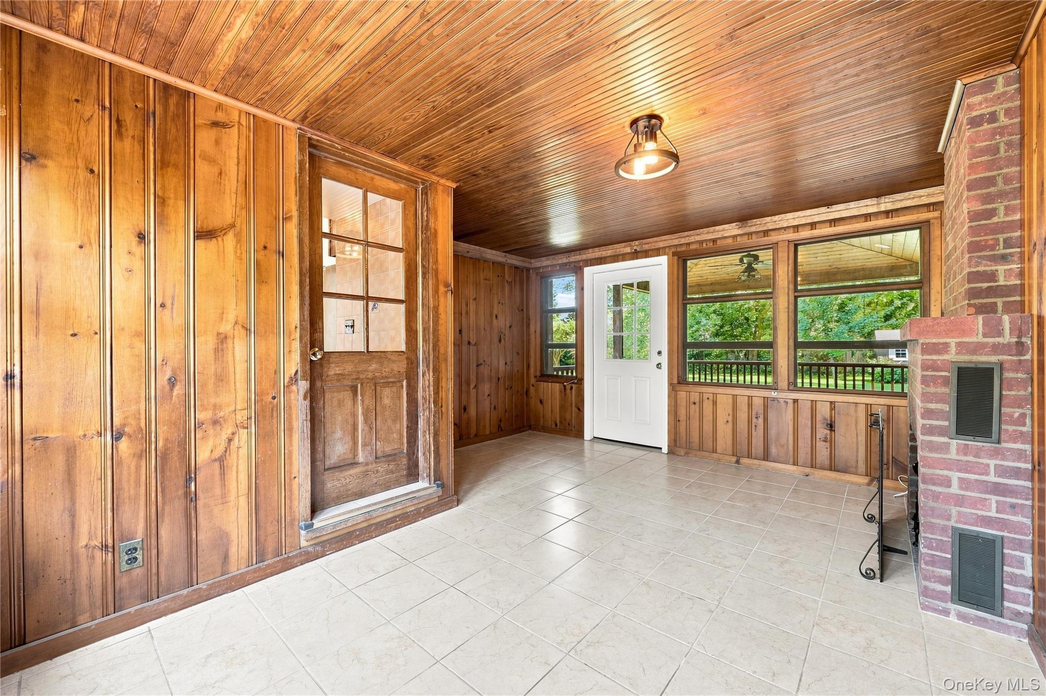58 S Ketcham Avenue Property Photo 12