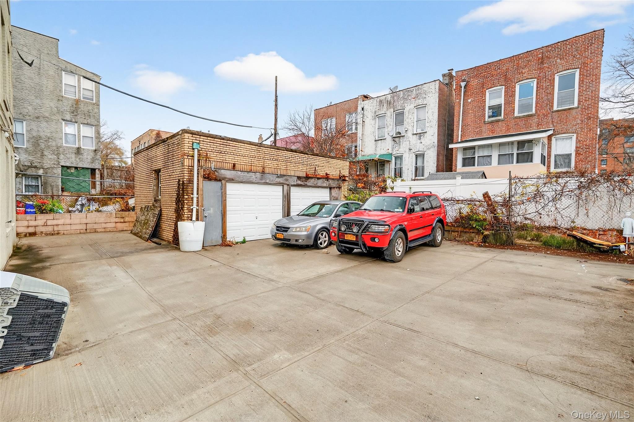 759 E 221st Street Property Photo 41