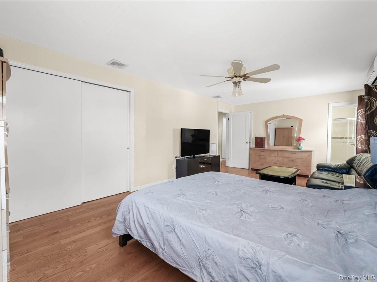 7307 185th Street Property Photo 17