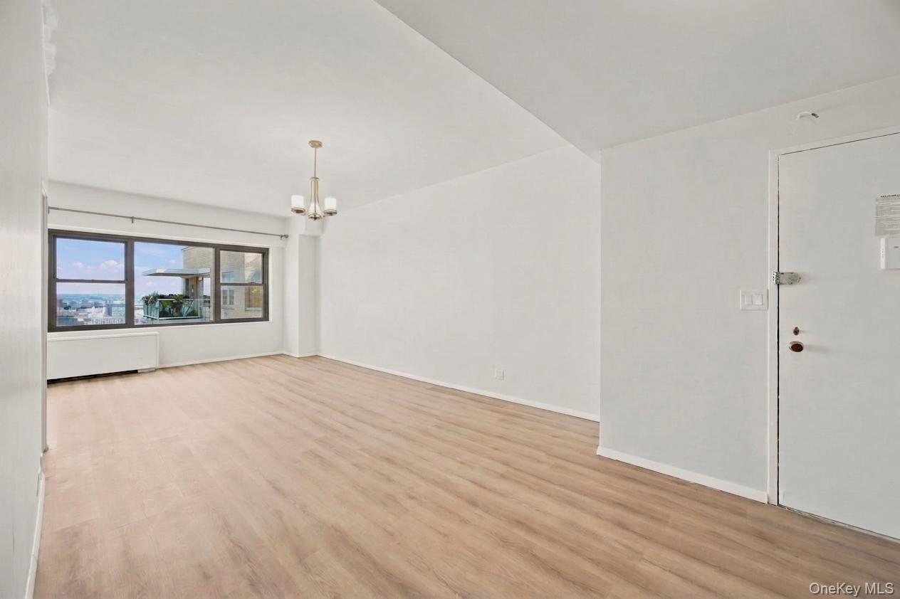 1020 Grand Concourse 24m Property Photo 2