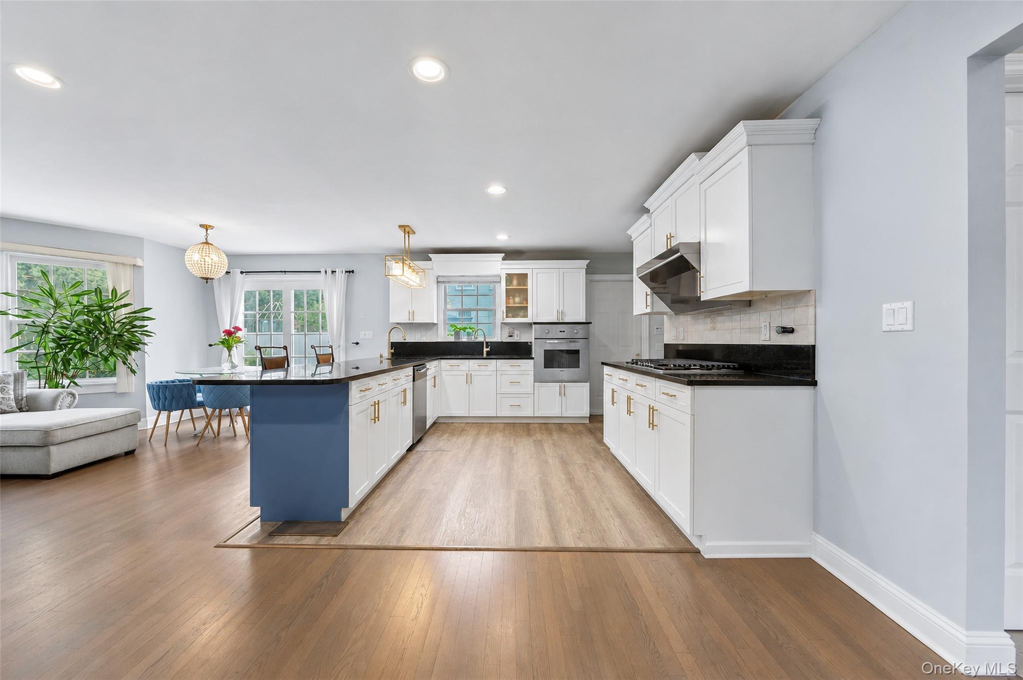 14 Mackay Way Property Photo 8