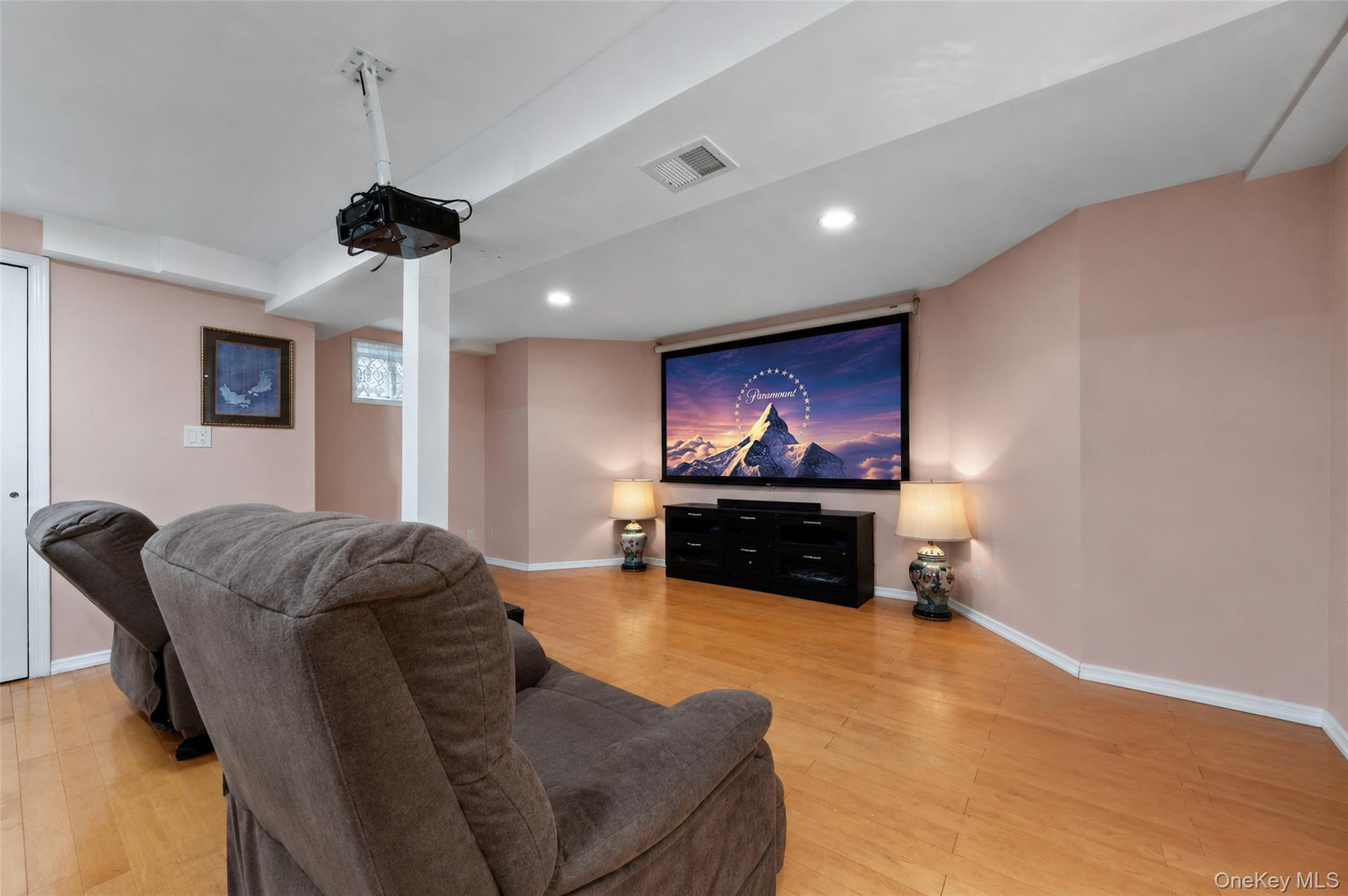 14 Mackay Way Property Photo 23