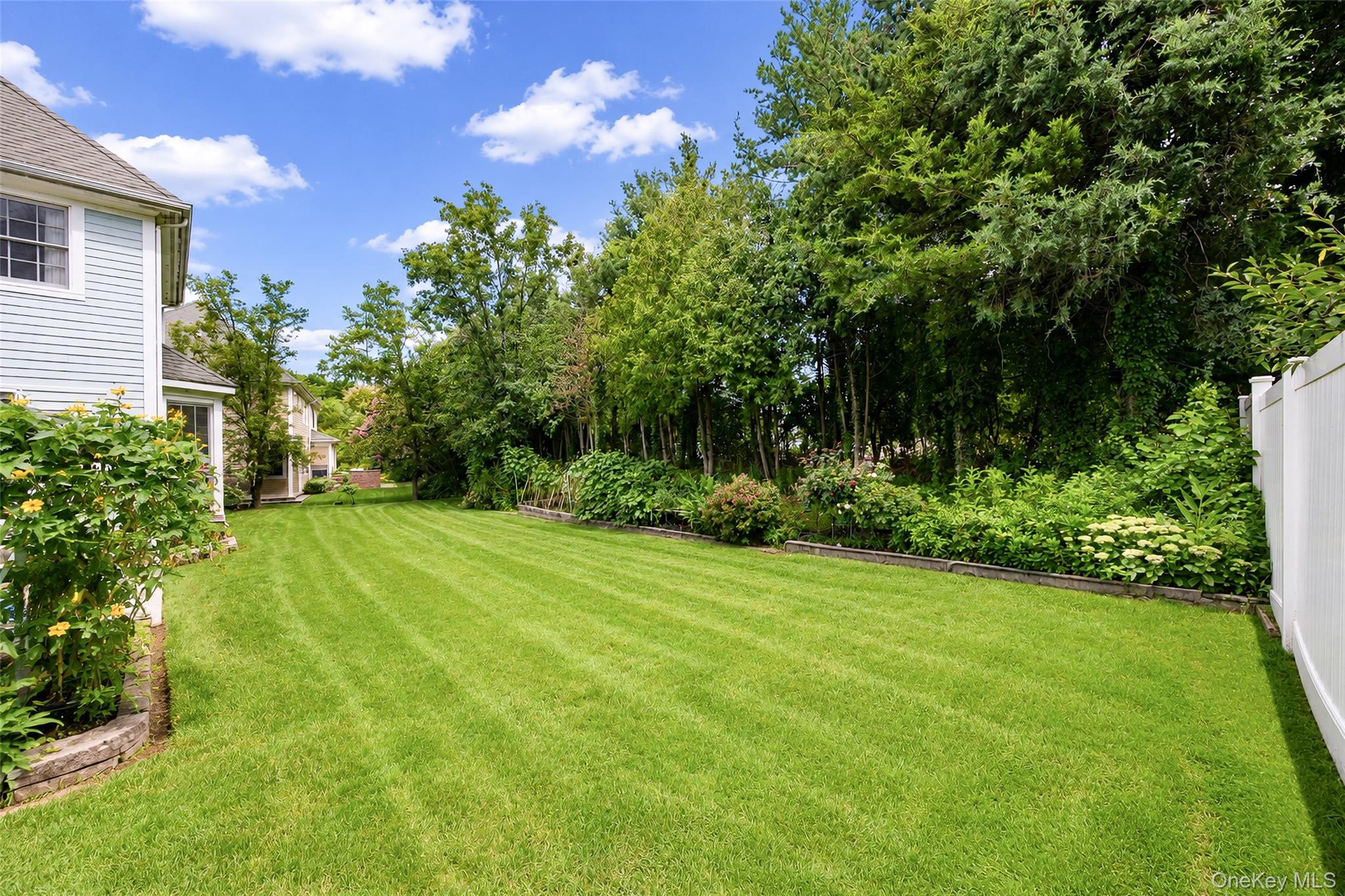 14 Mackay Way Property Photo 29