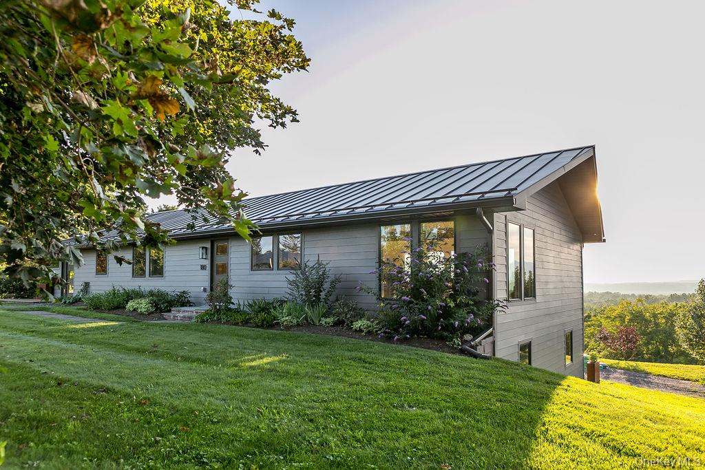 180 Hilltop Road