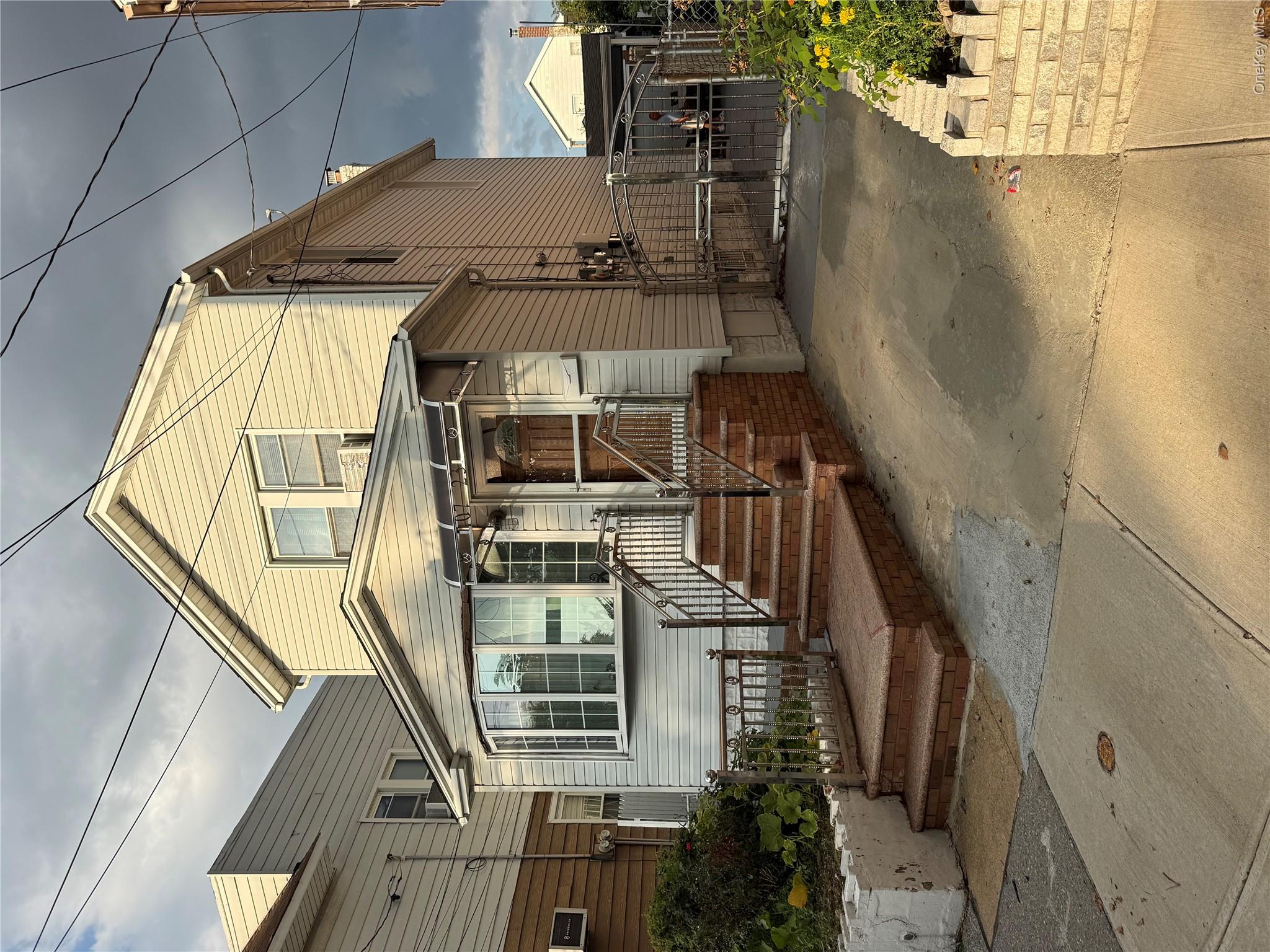10723 86th Street Property Photo 4