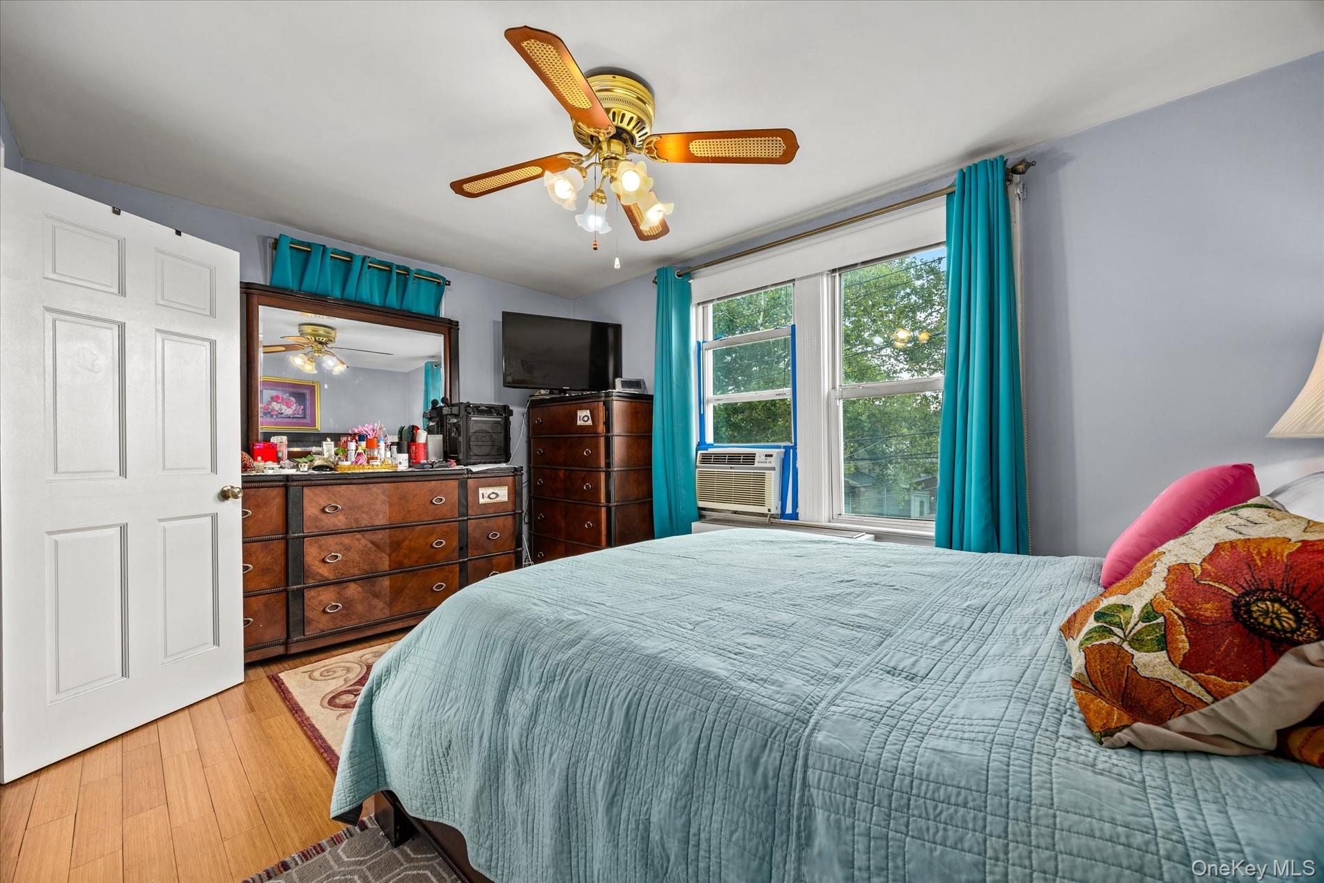 10723 86th Street Property Photo 14