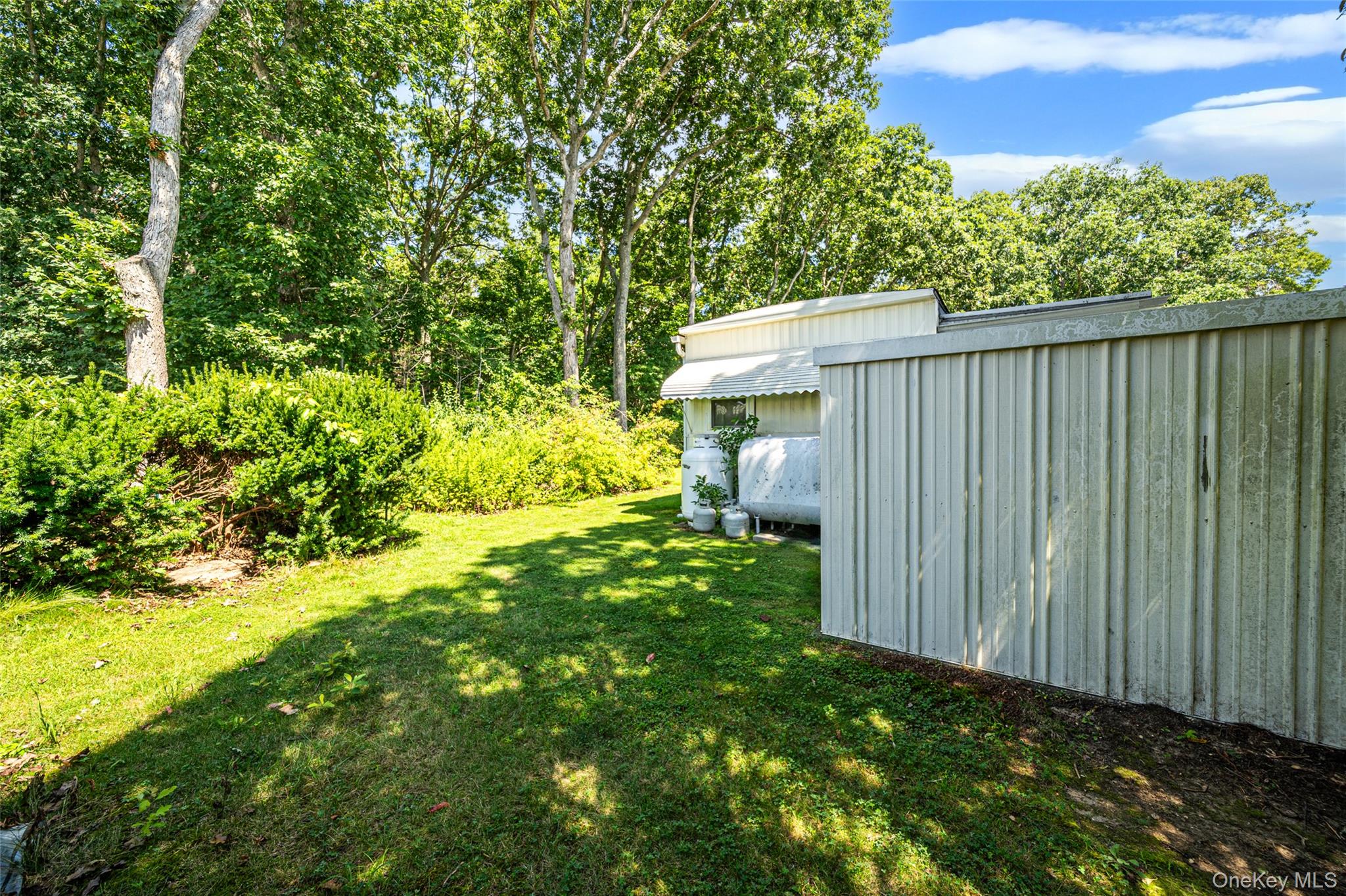 703 Fresh Pond Ave 48 Property Photo 12