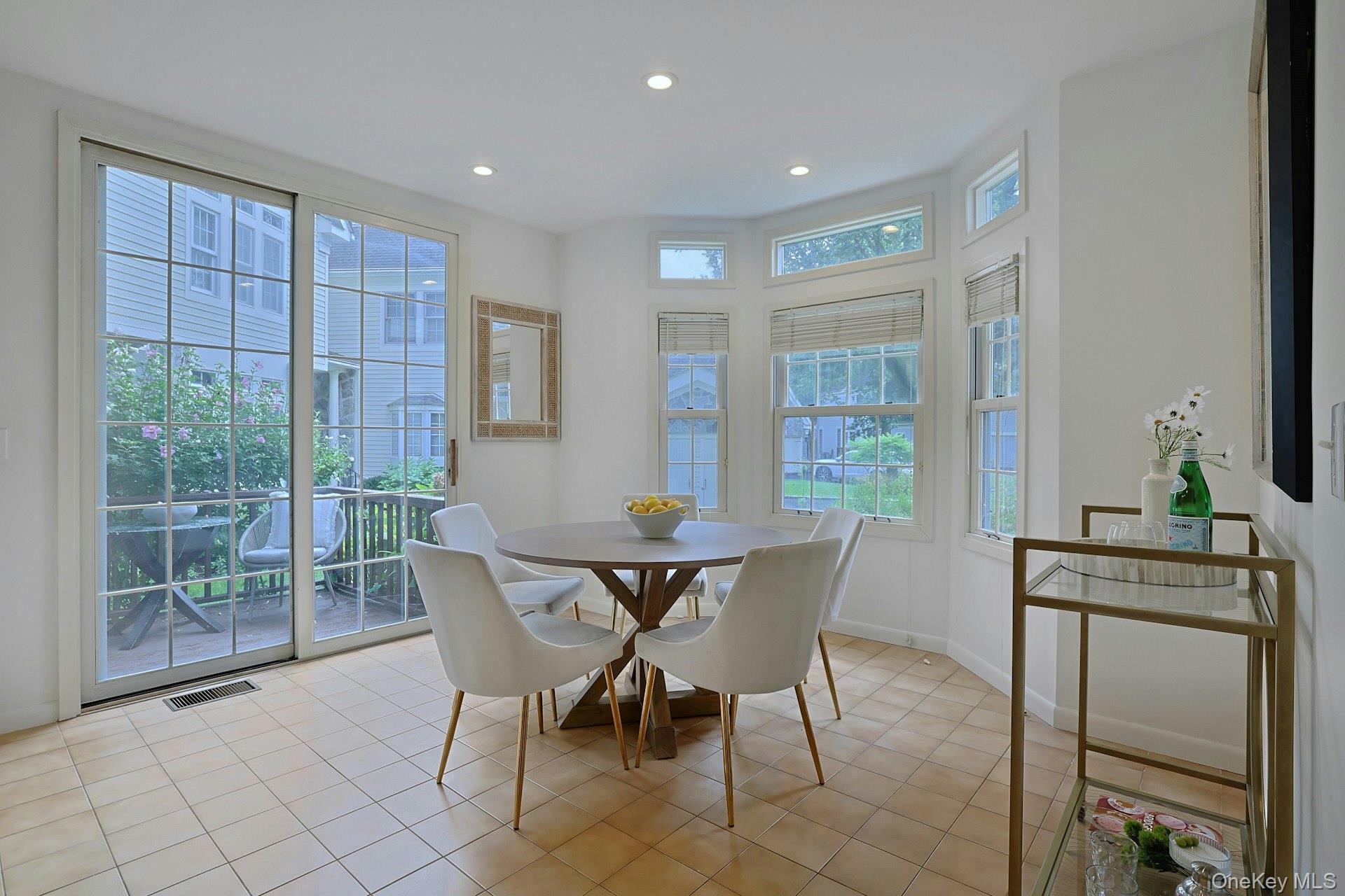 12 Westhaven Lane Property Photo 4