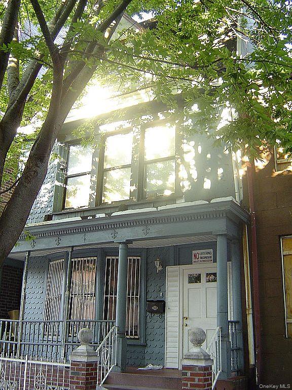 15 Irving Place Property Photo 1