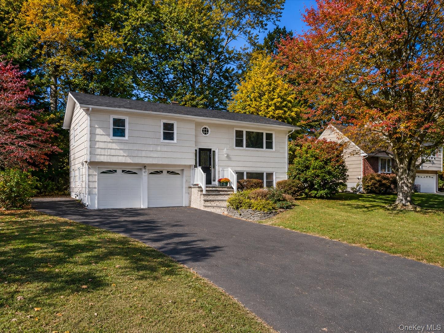 97 Grandview Avenue Property Photo 3