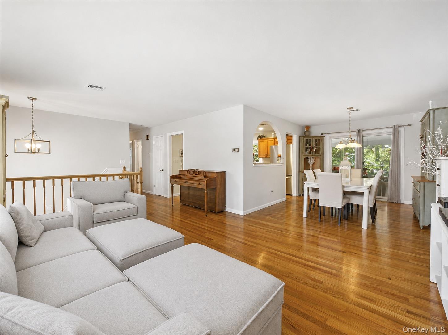 97 Grandview Avenue Property Photo 9