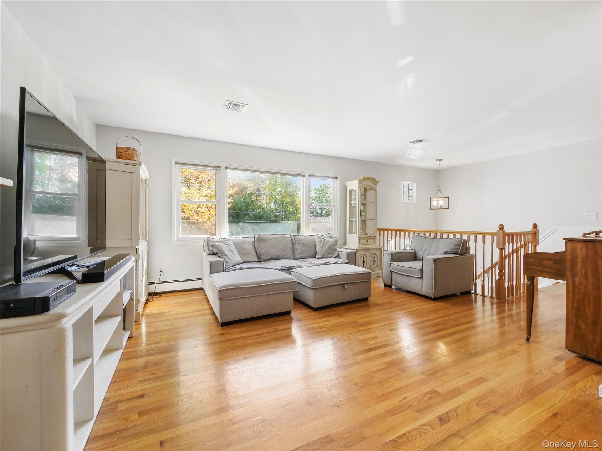 97 Grandview Avenue Property Photo 10