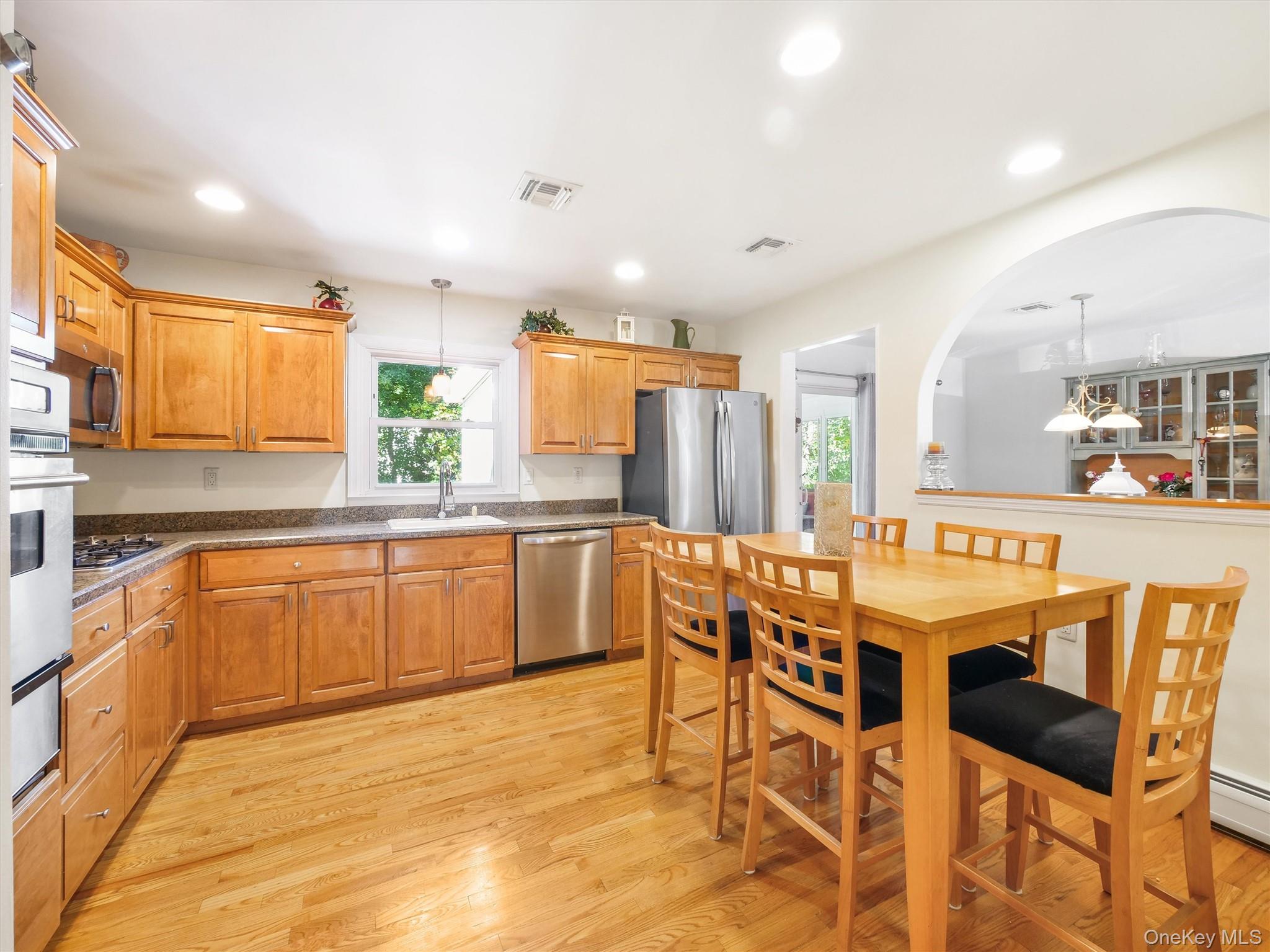 97 Grandview Avenue Property Photo 16