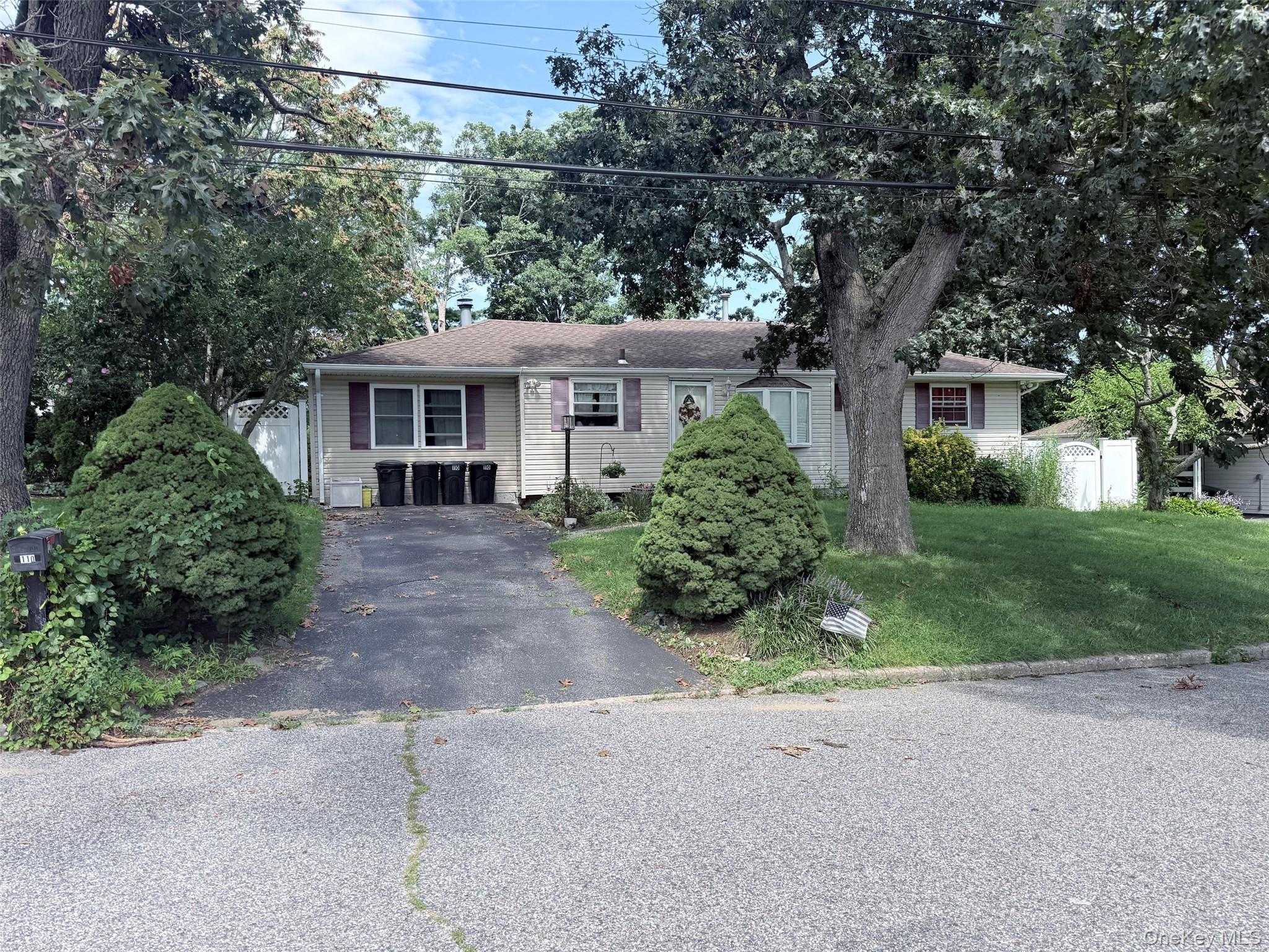 110 Tudor Road Property Photo 1