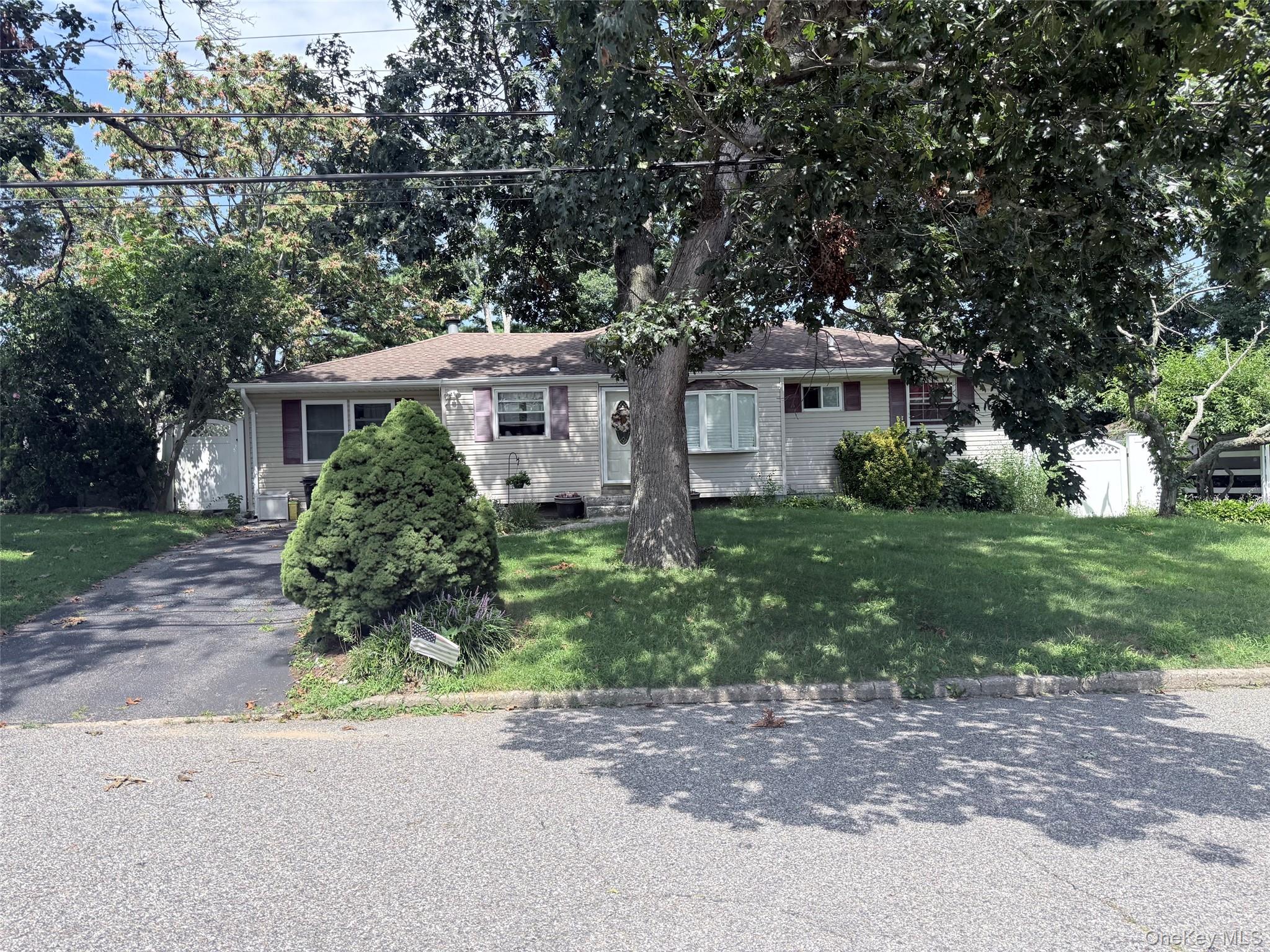 110 Tudor Road Property Photo 3