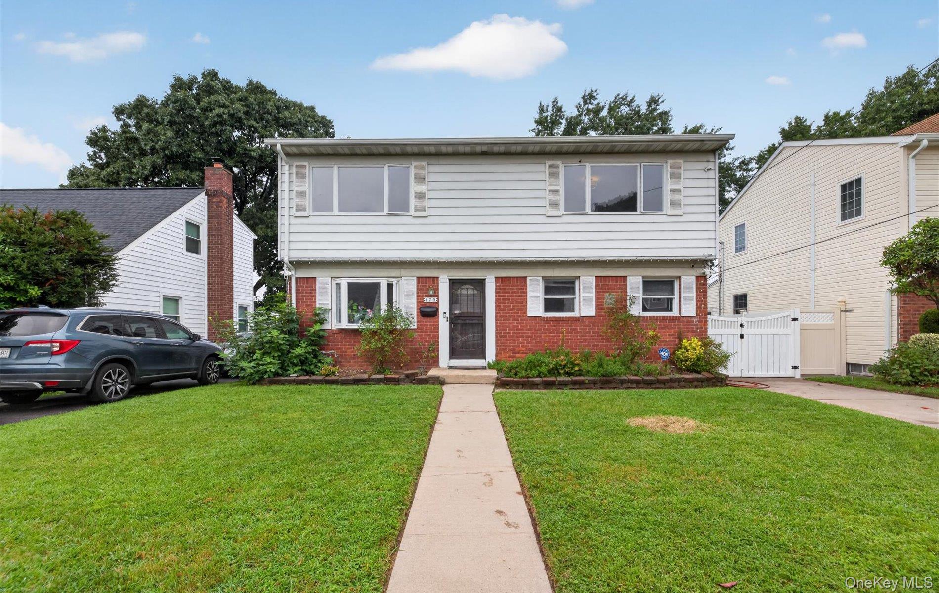 179 Sterling Road Property Photo 1