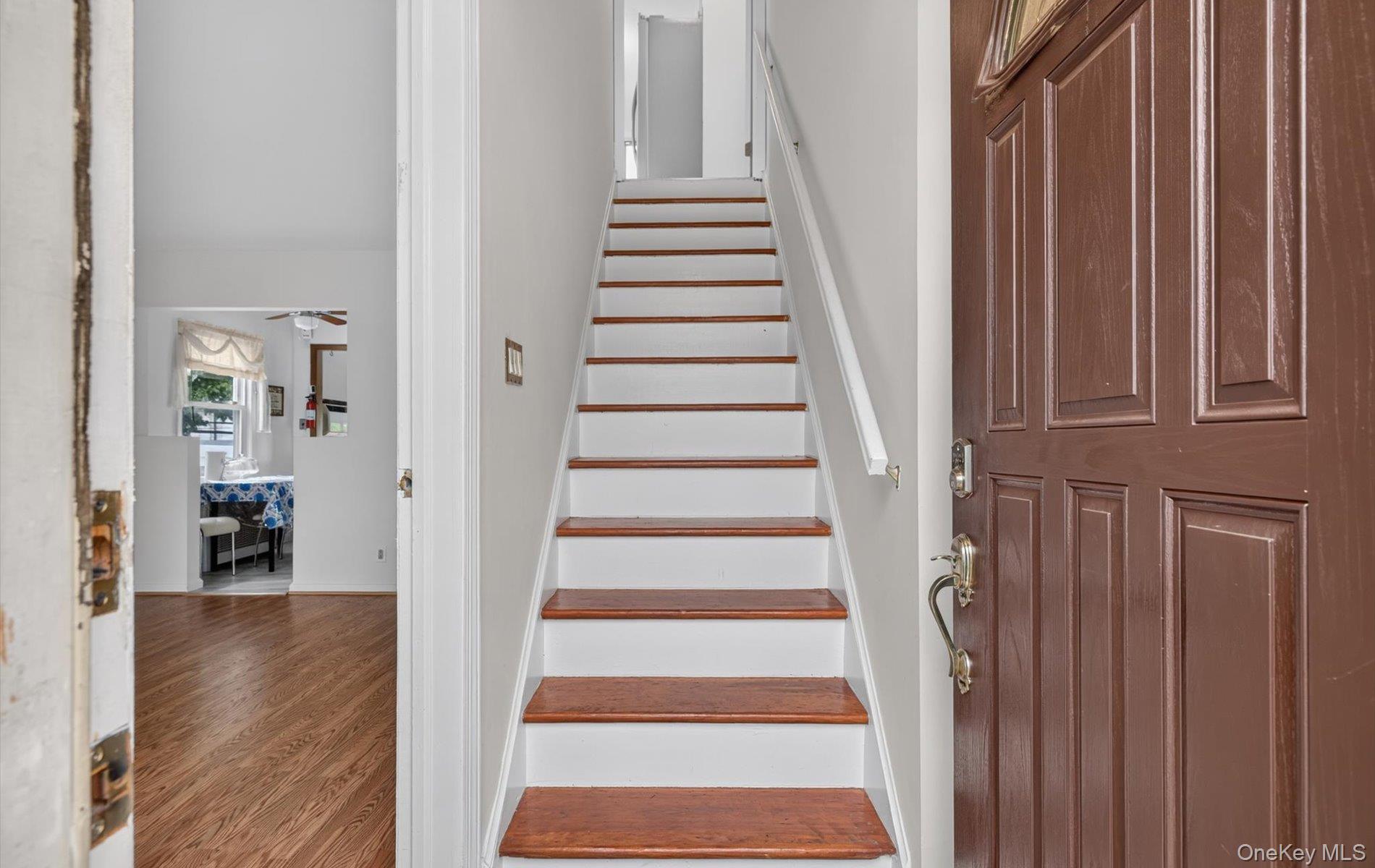 179 Sterling Road Property Photo 4