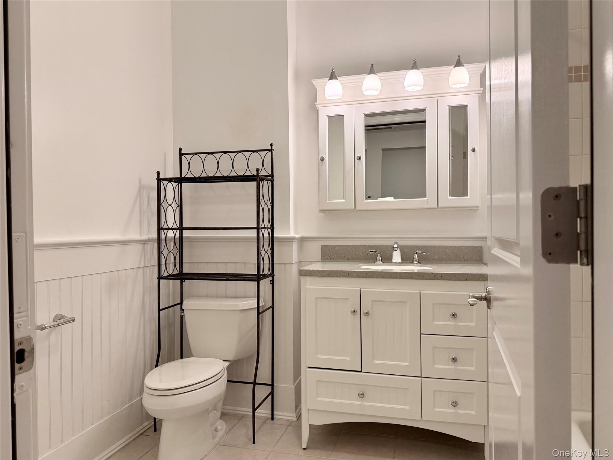 543 Main Street 714 Property Photo 17