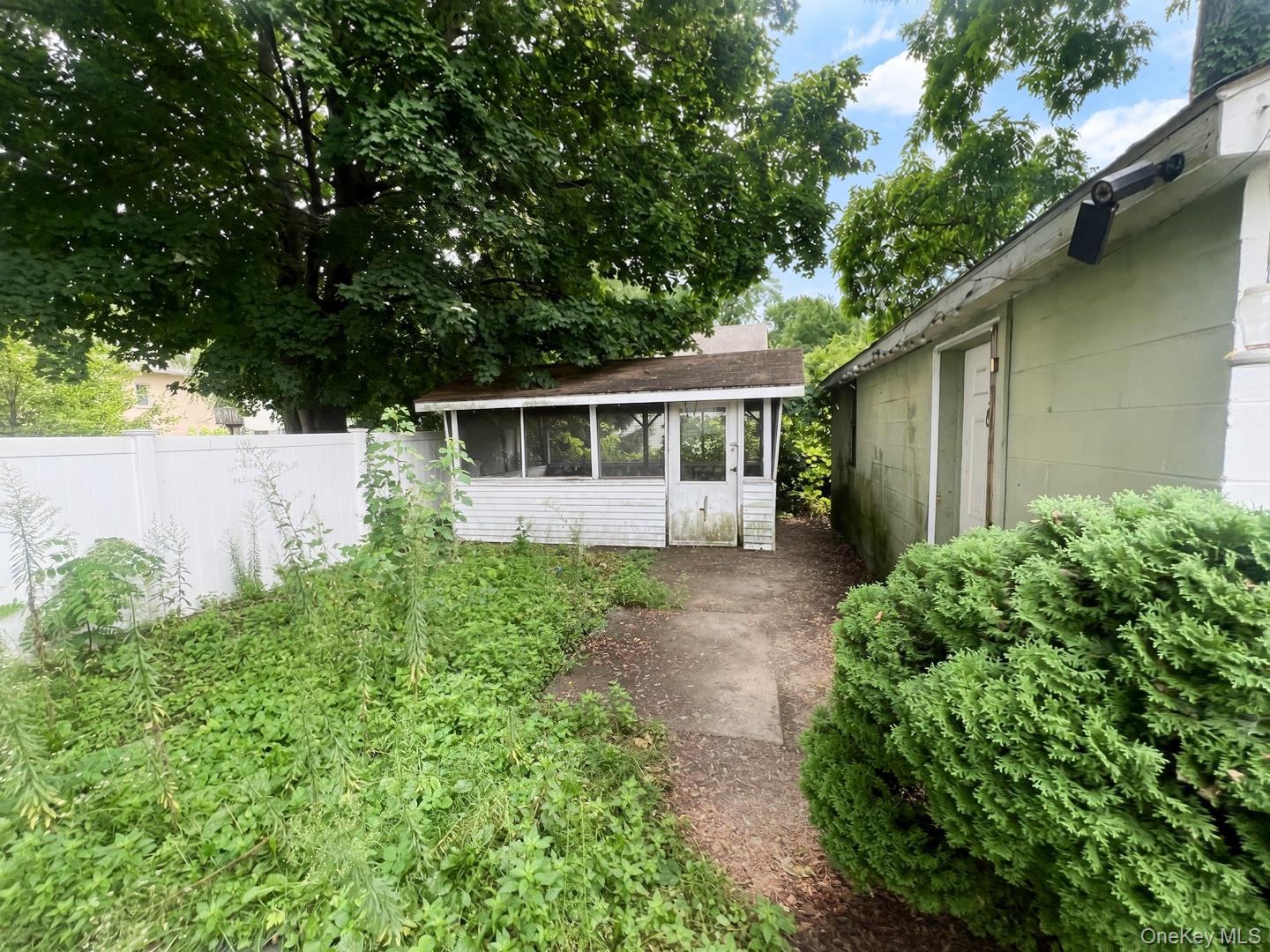 57 Liberty Street Property Photo 3