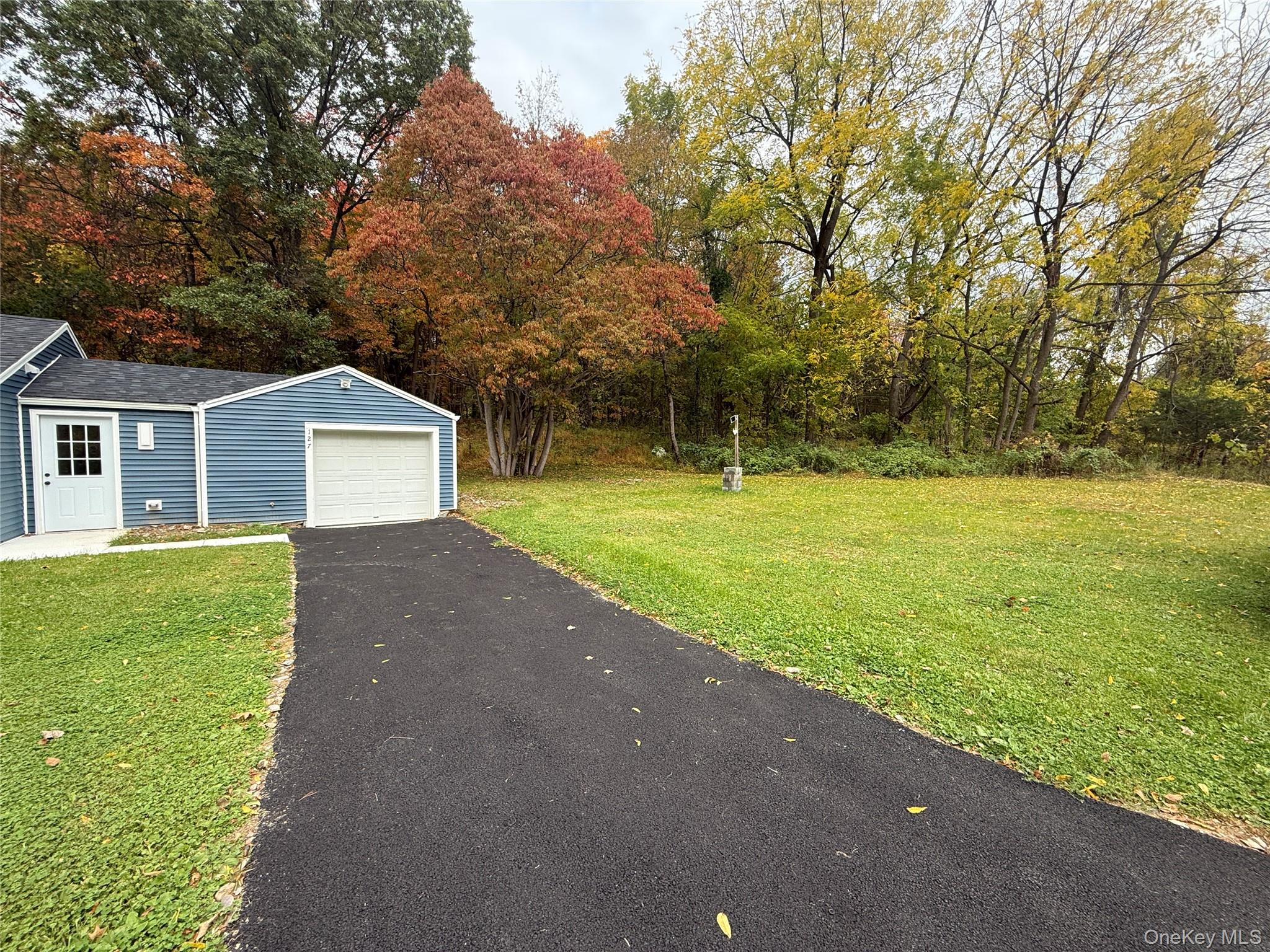 127 Spring Lake Road Property Photo 3