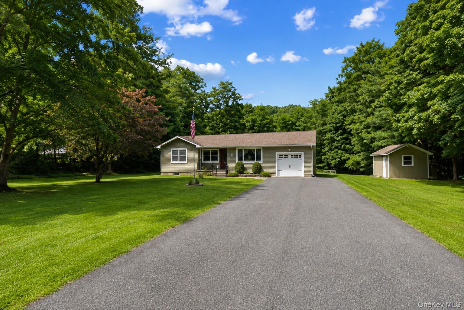 499 Old Dutch Hollow Road Property Photo 3