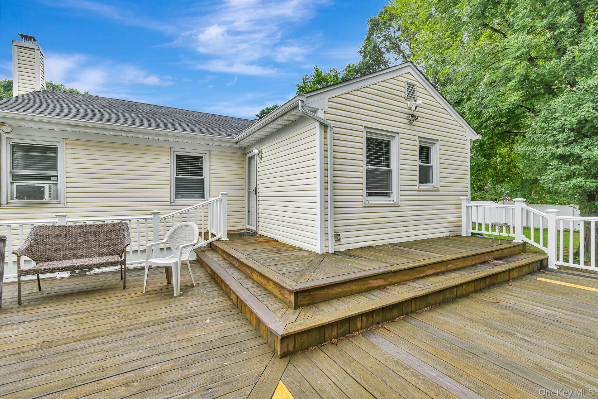 12 Dover Avenue Property Photo 25